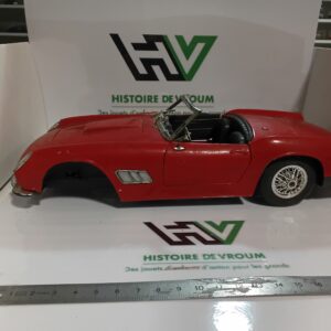 Ferrari 250 GT California Polistil 1/16 - A Restaurer