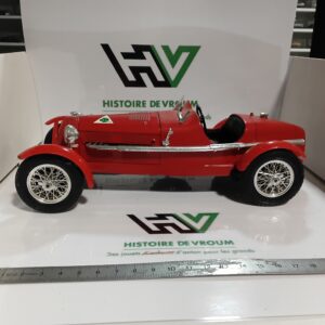 Alfa Romeo 2300 Monza Burago 1/18