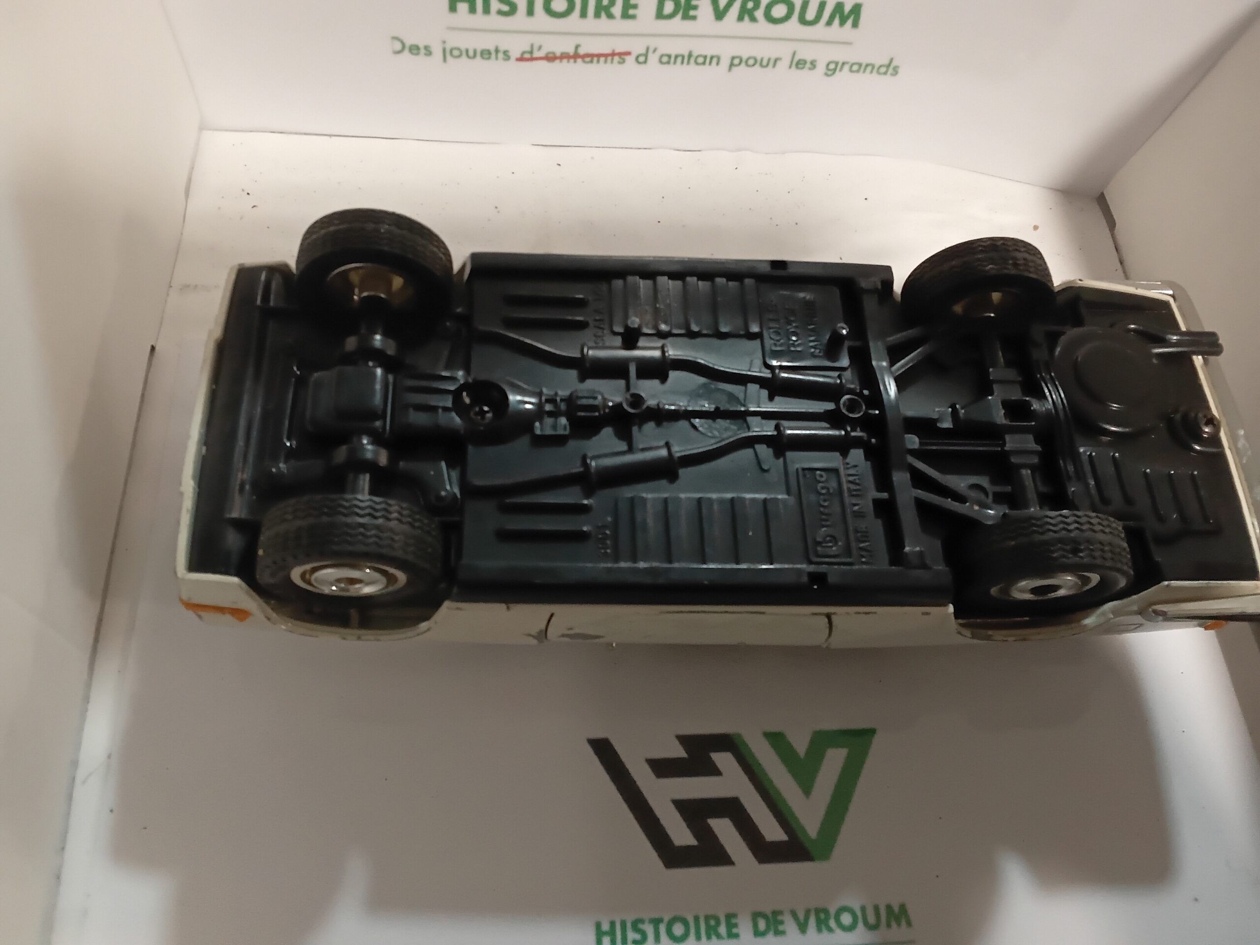 Rolls Royce Camargue Burago 1/22 – Image 7