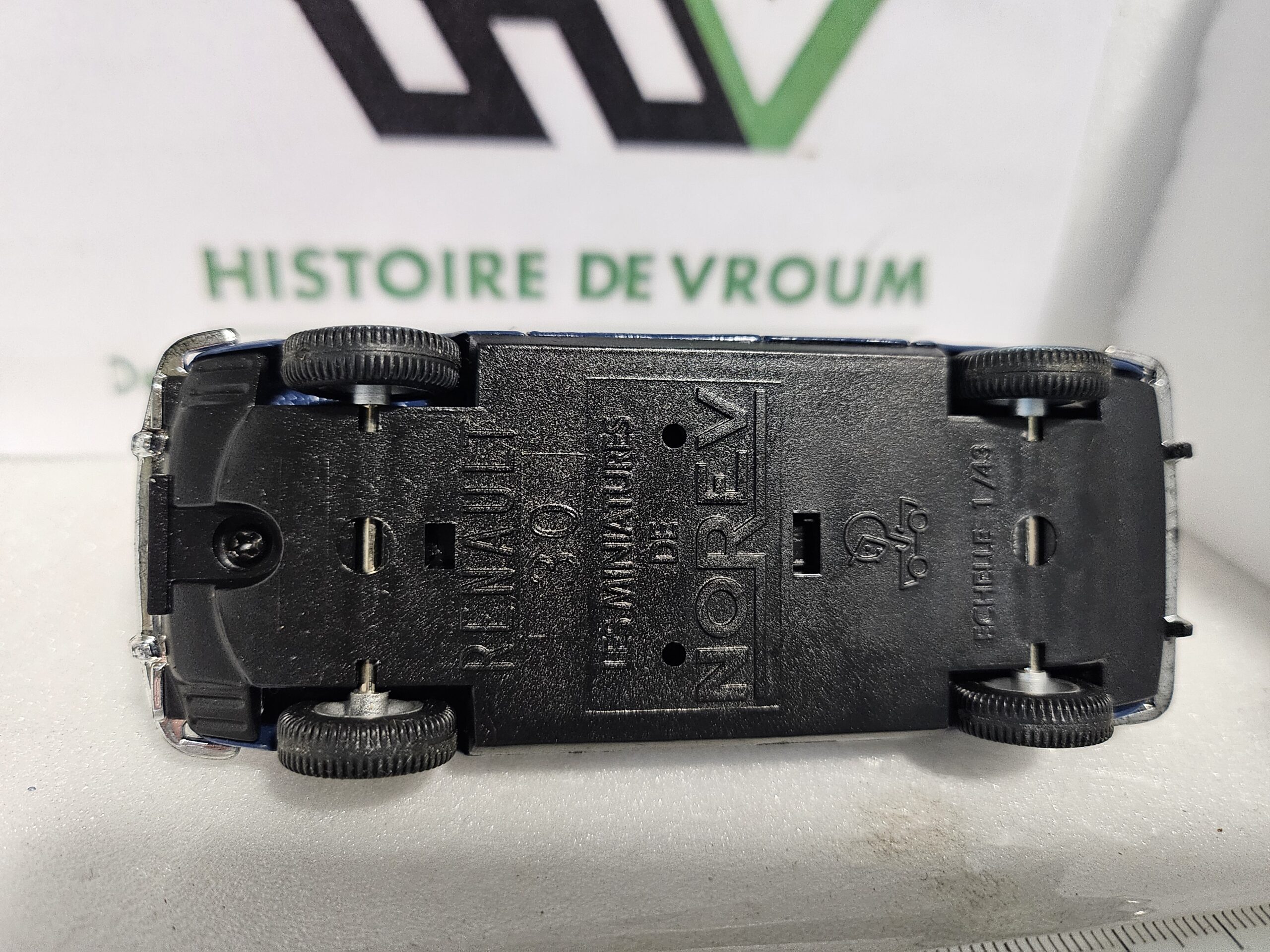 Renault 30 Gendarmerie 1/43 Norev Vintage - En boîte d'origine - Gyrophare manquant + feu ARG – Image 9