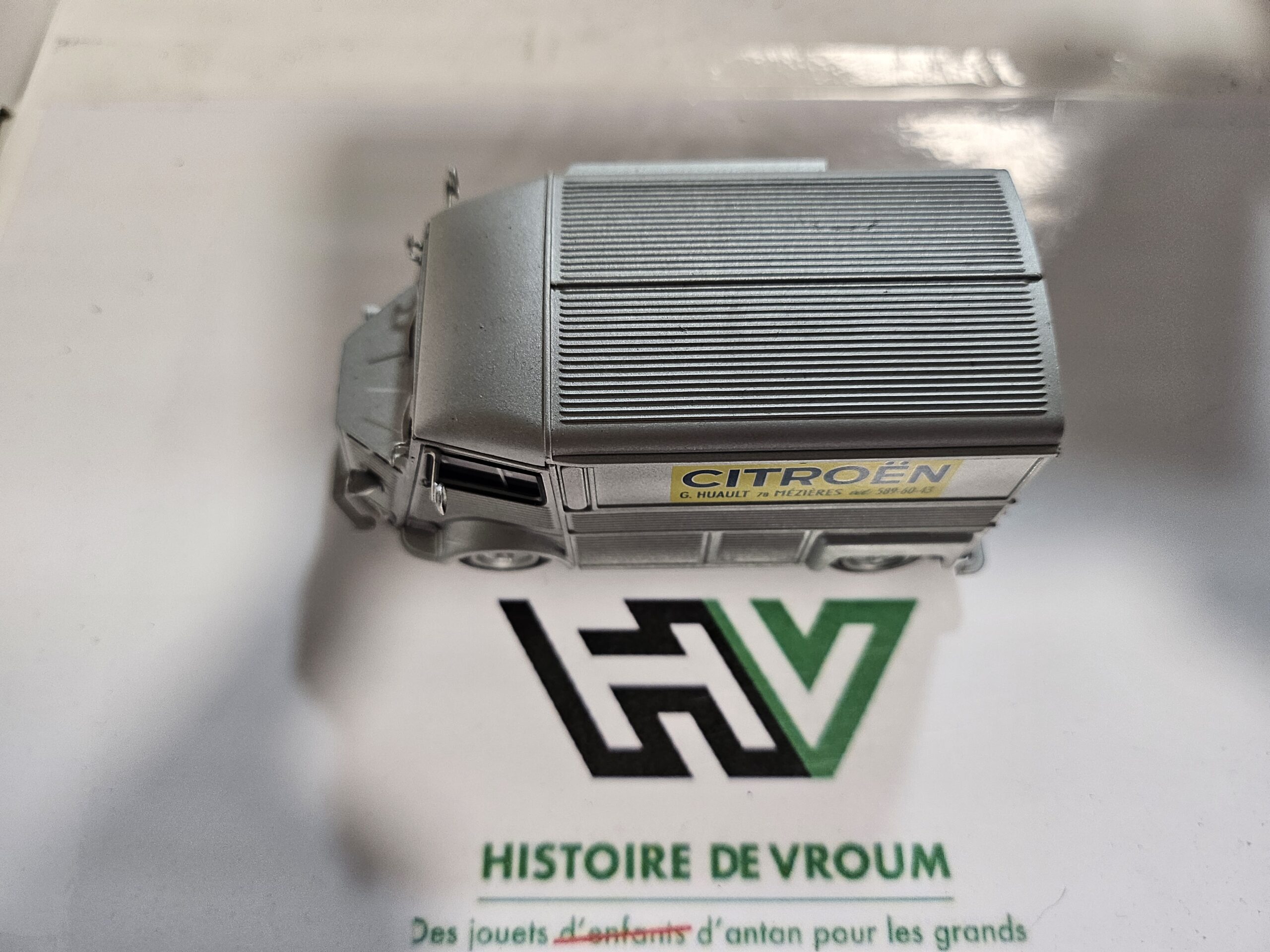Miniature Citroën HY 1/43 - Publicitaire "G. Huault Mézières" - État Neuf – Image 8