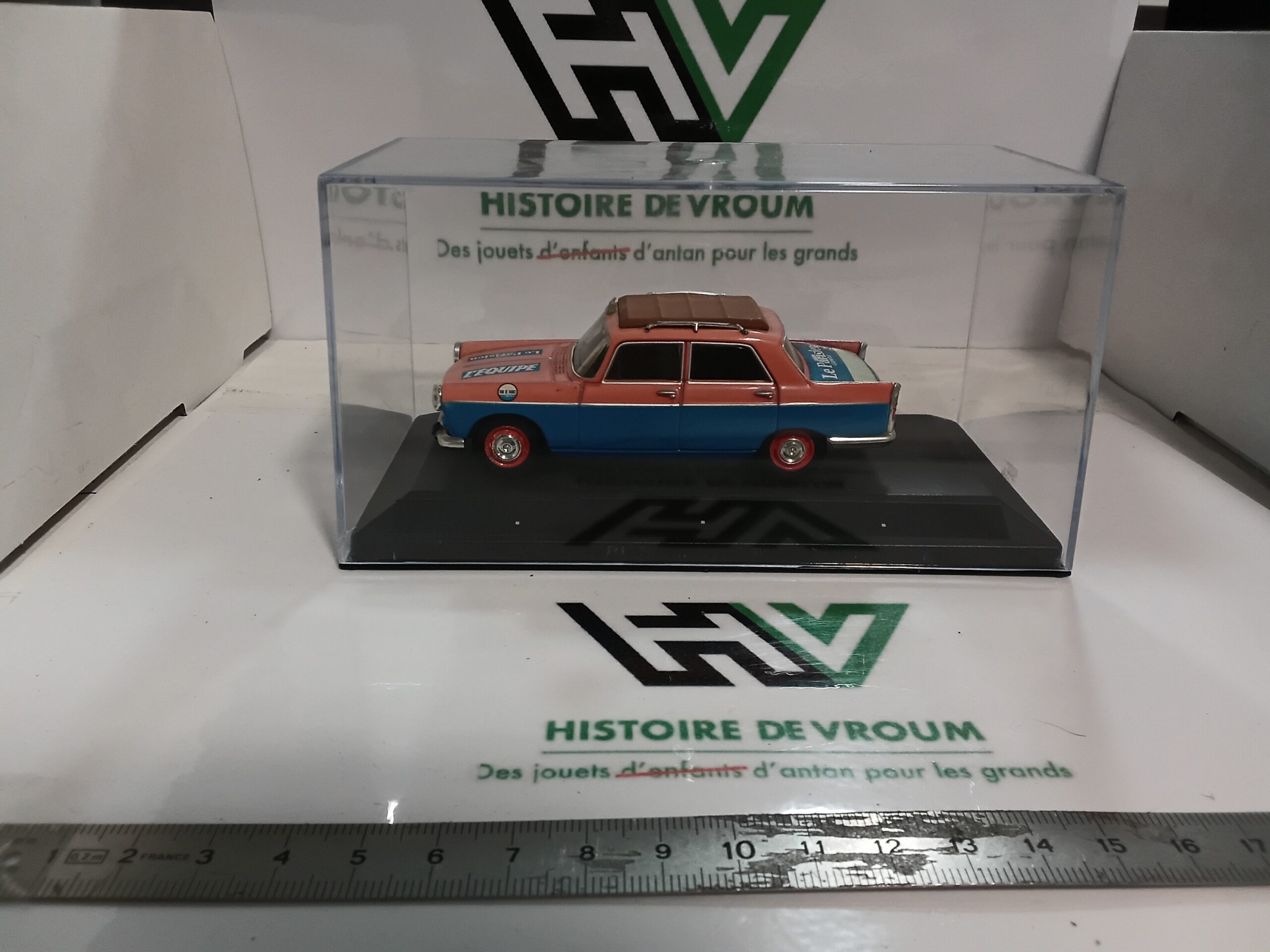 Peugeot 404 L'Équipe Norev 1/43