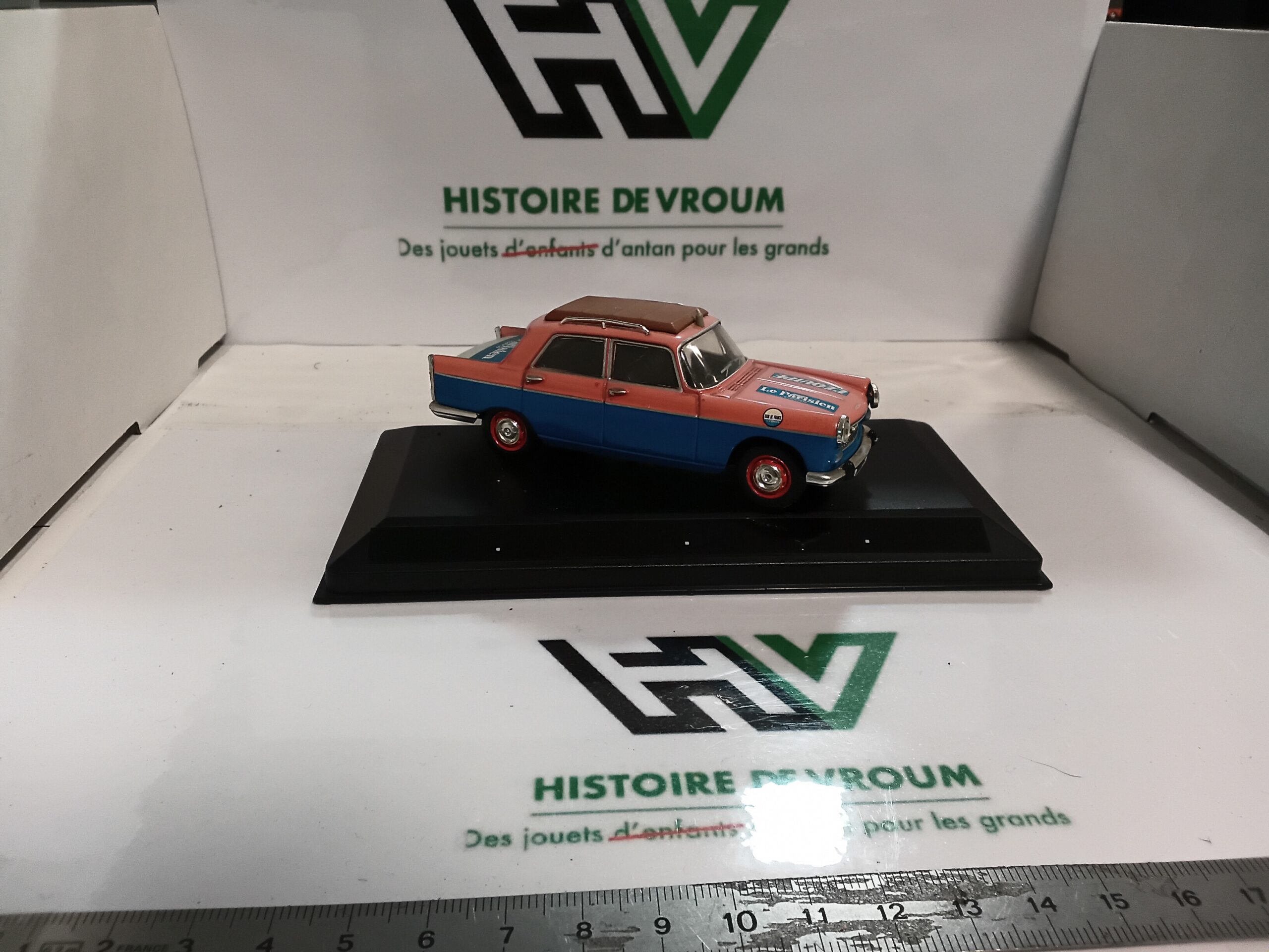 Peugeot 404 L'Équipe Norev 1/43 – Image 5