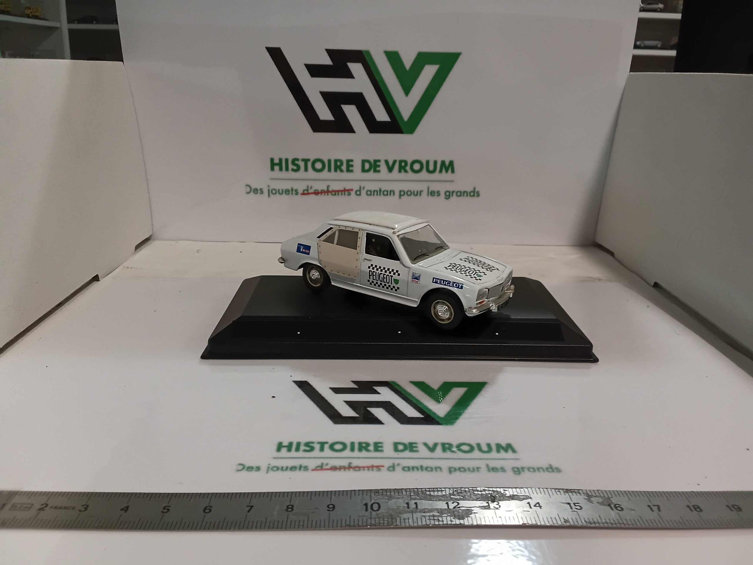 Peugeot 504 "Kléber" Norev 1/43 – Image 5