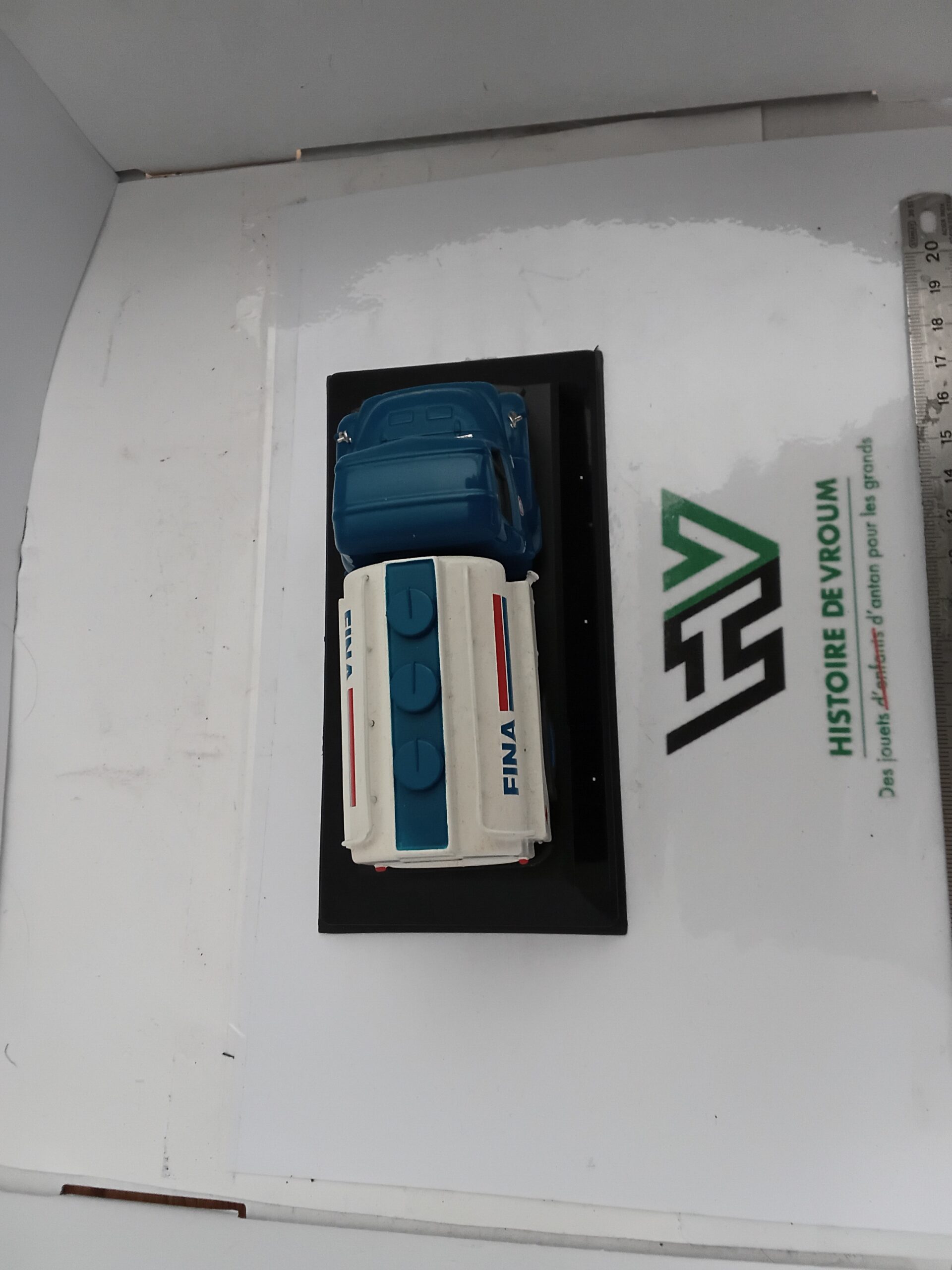 Citroën U23 "Fina" Altaya 1/43 – Image 6