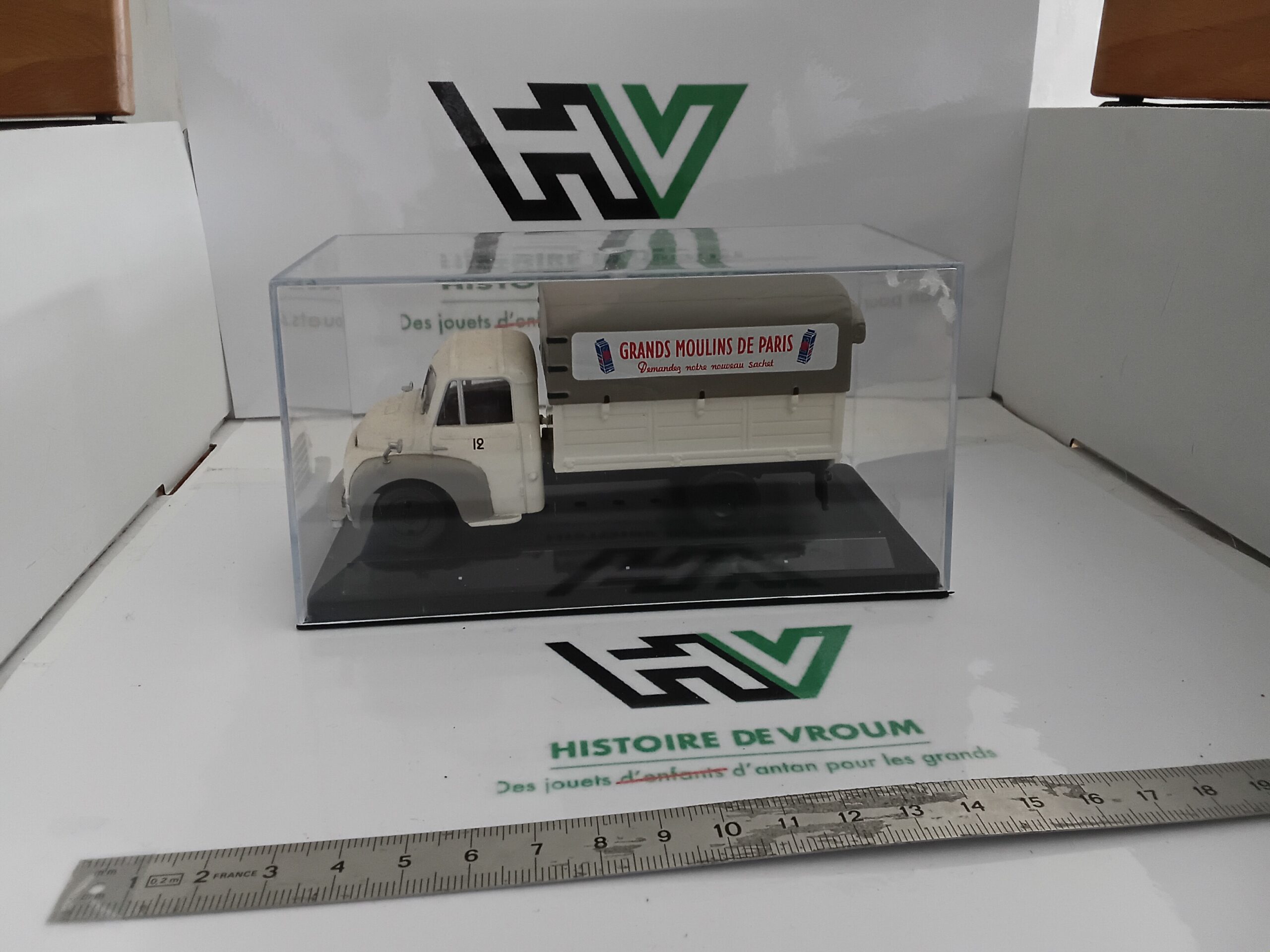 Citroën U23 "Grands Moulins de Paris" 1/43