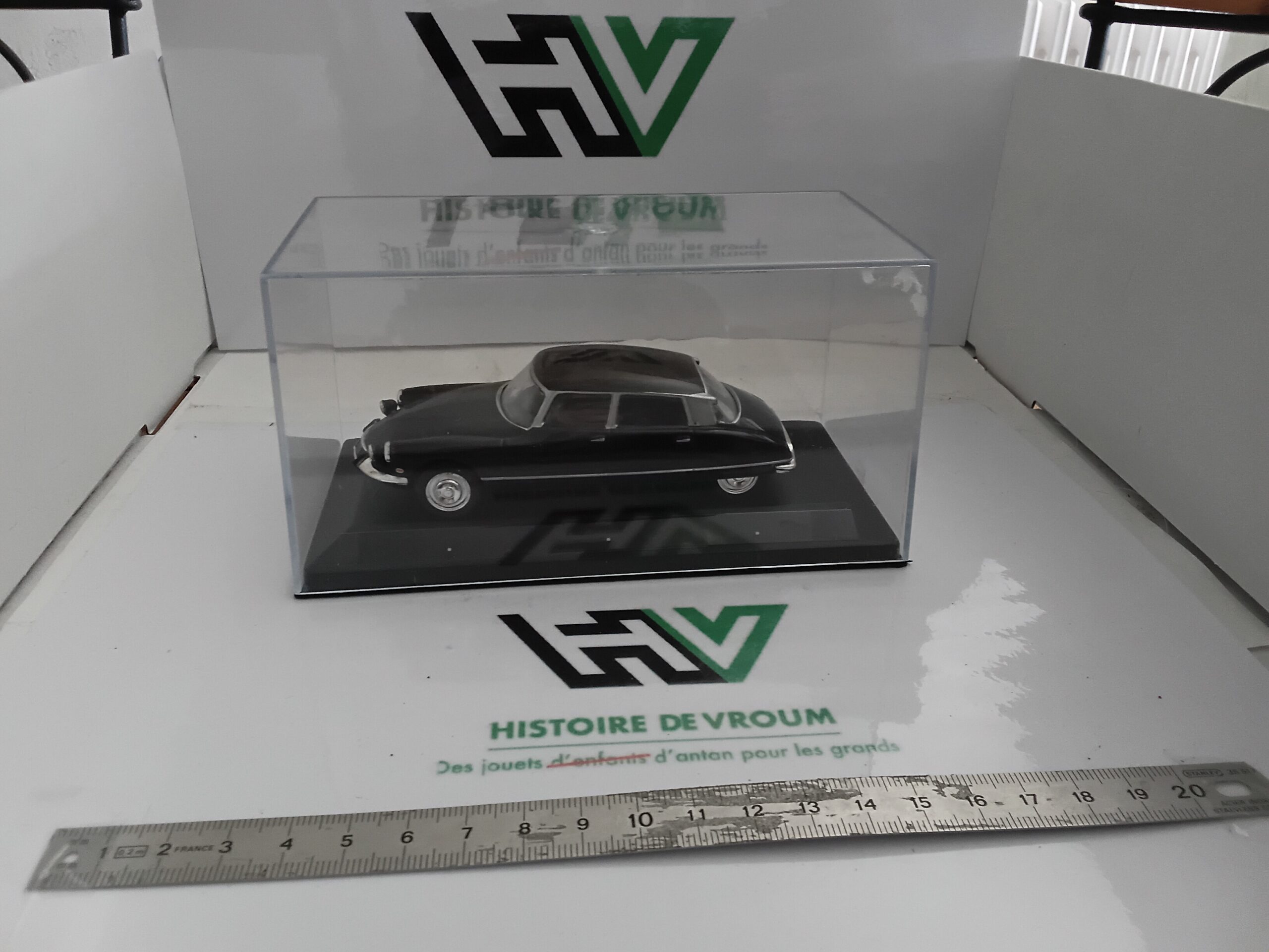 Citroën DS 1/43 Noire