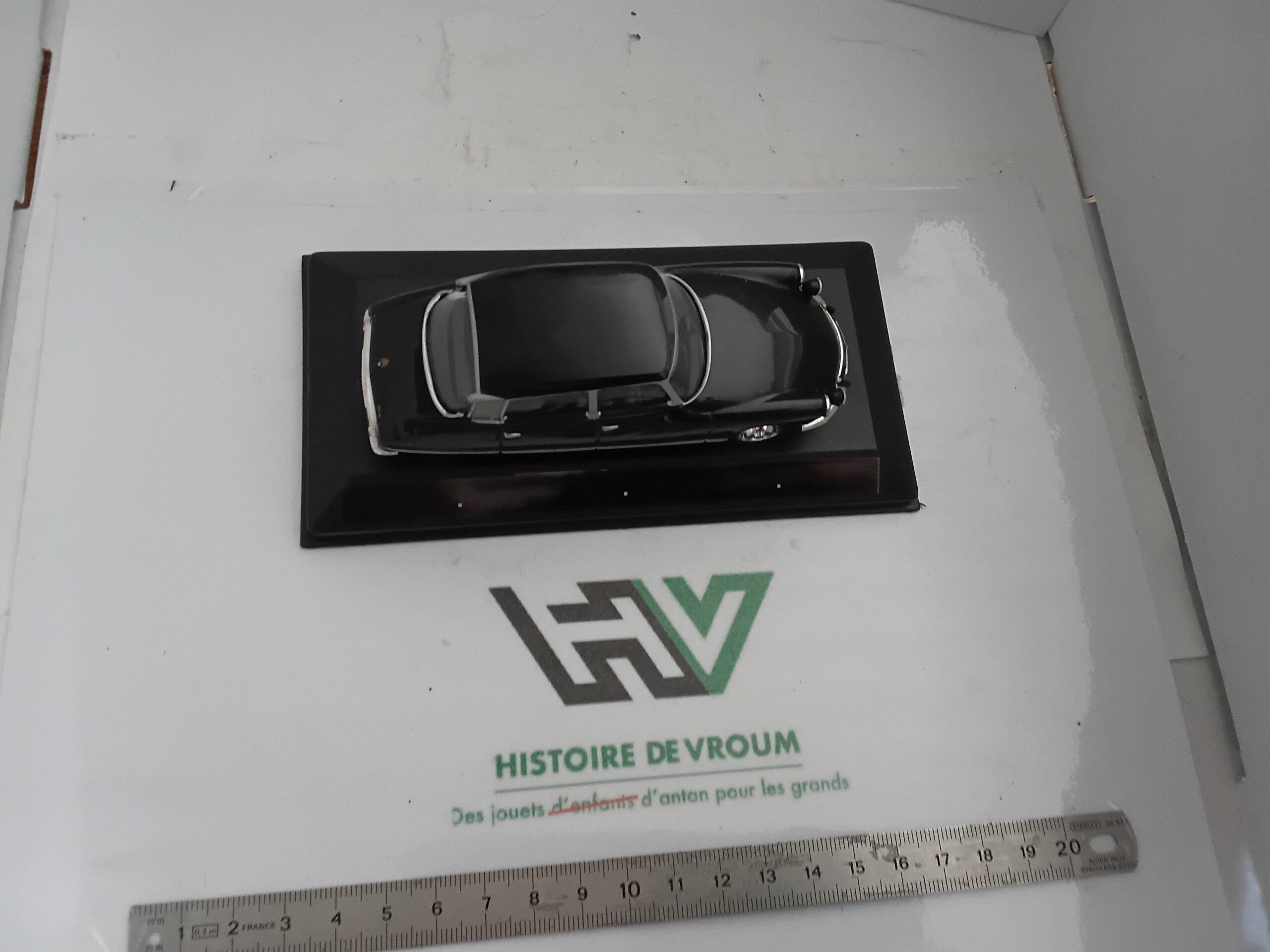 Citroën DS 1/43 Noire – Image 6