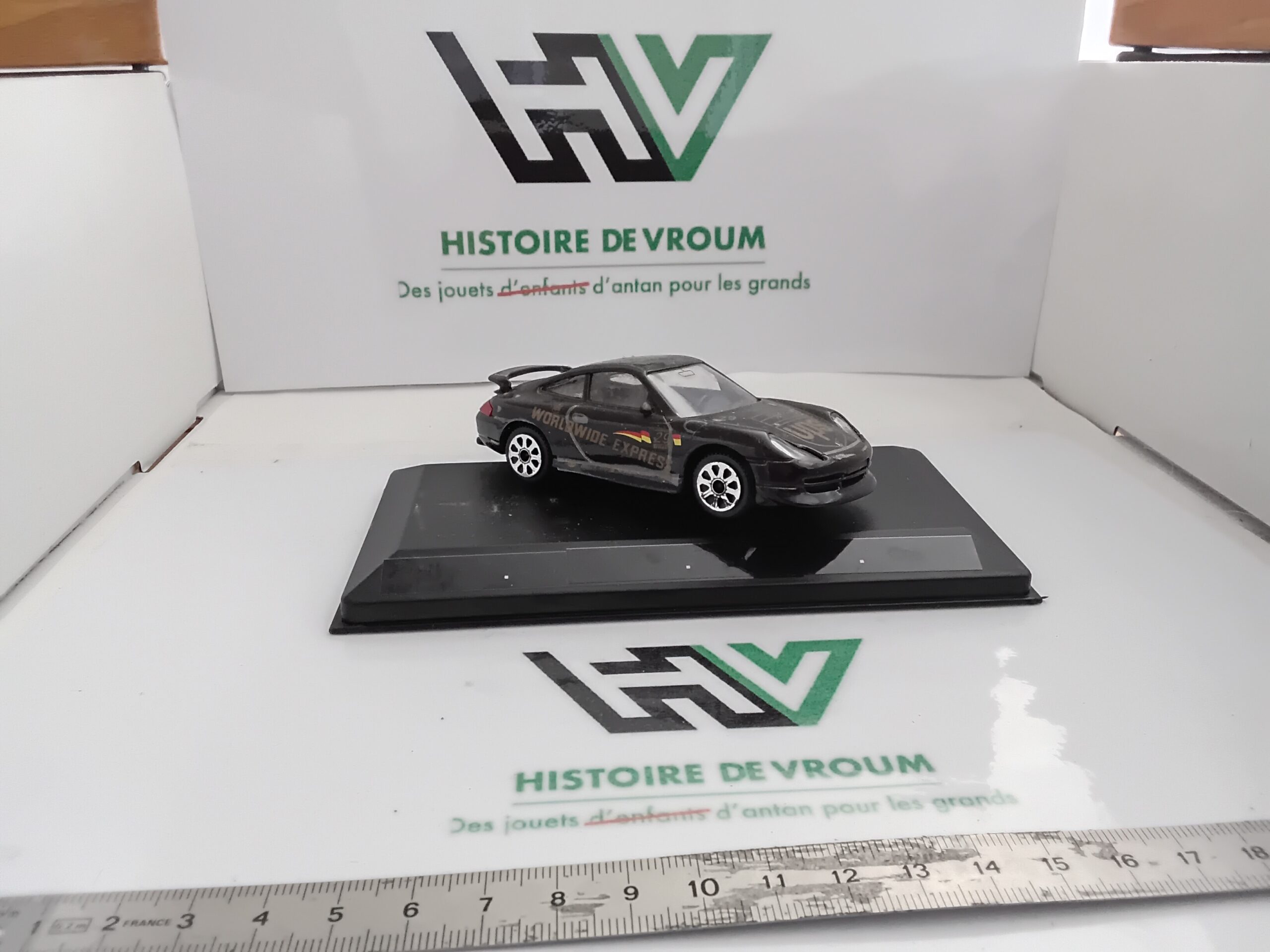 Porsche 911 Carrera Bburago 1/43 – Image 5