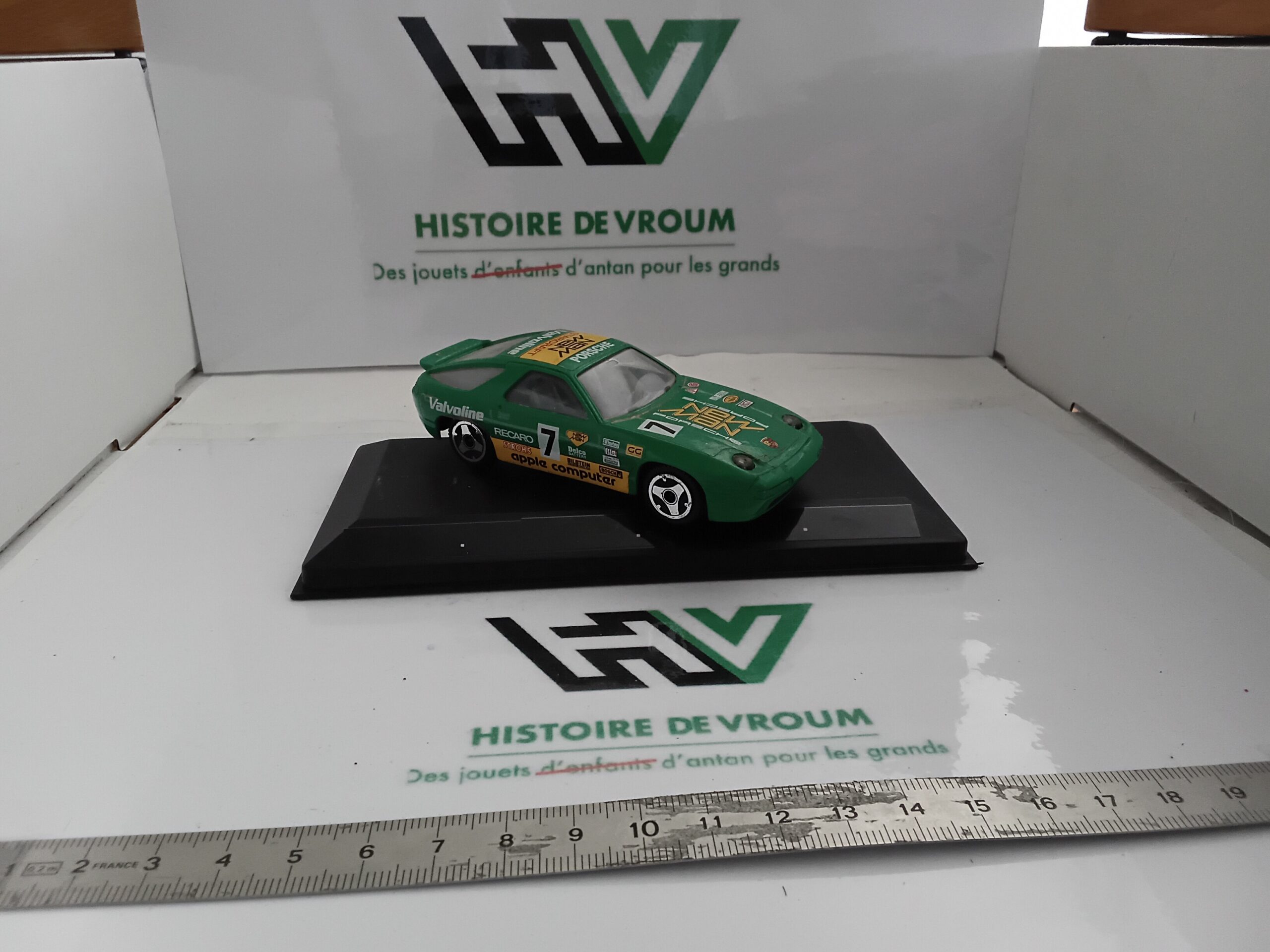 Porsche 928 S4 "Made in Italy" 1/43 – Image 5