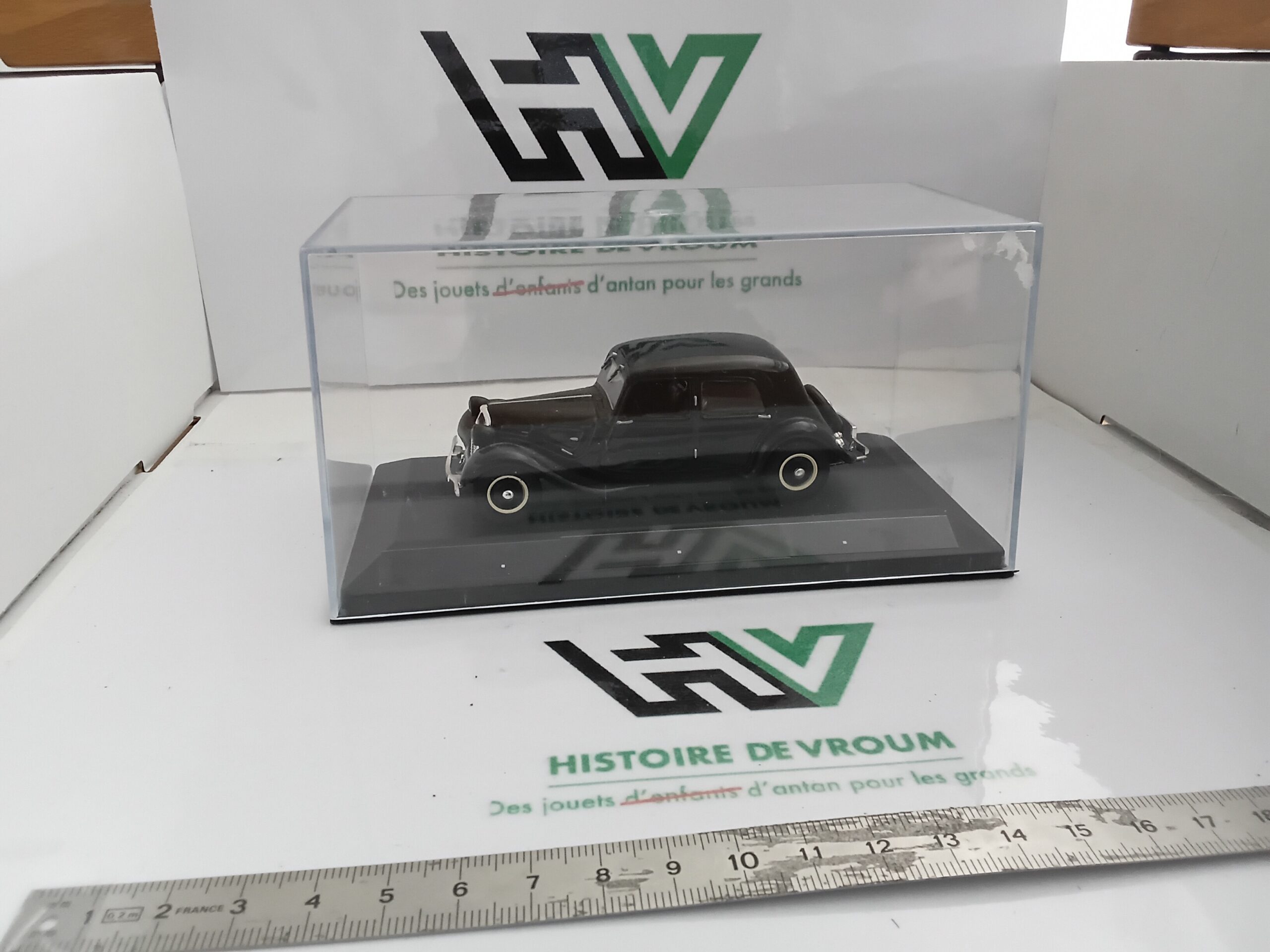 Citroën Traction 1/43 Noire