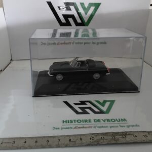 MGB Roadster 1/43 Bleu Foncé