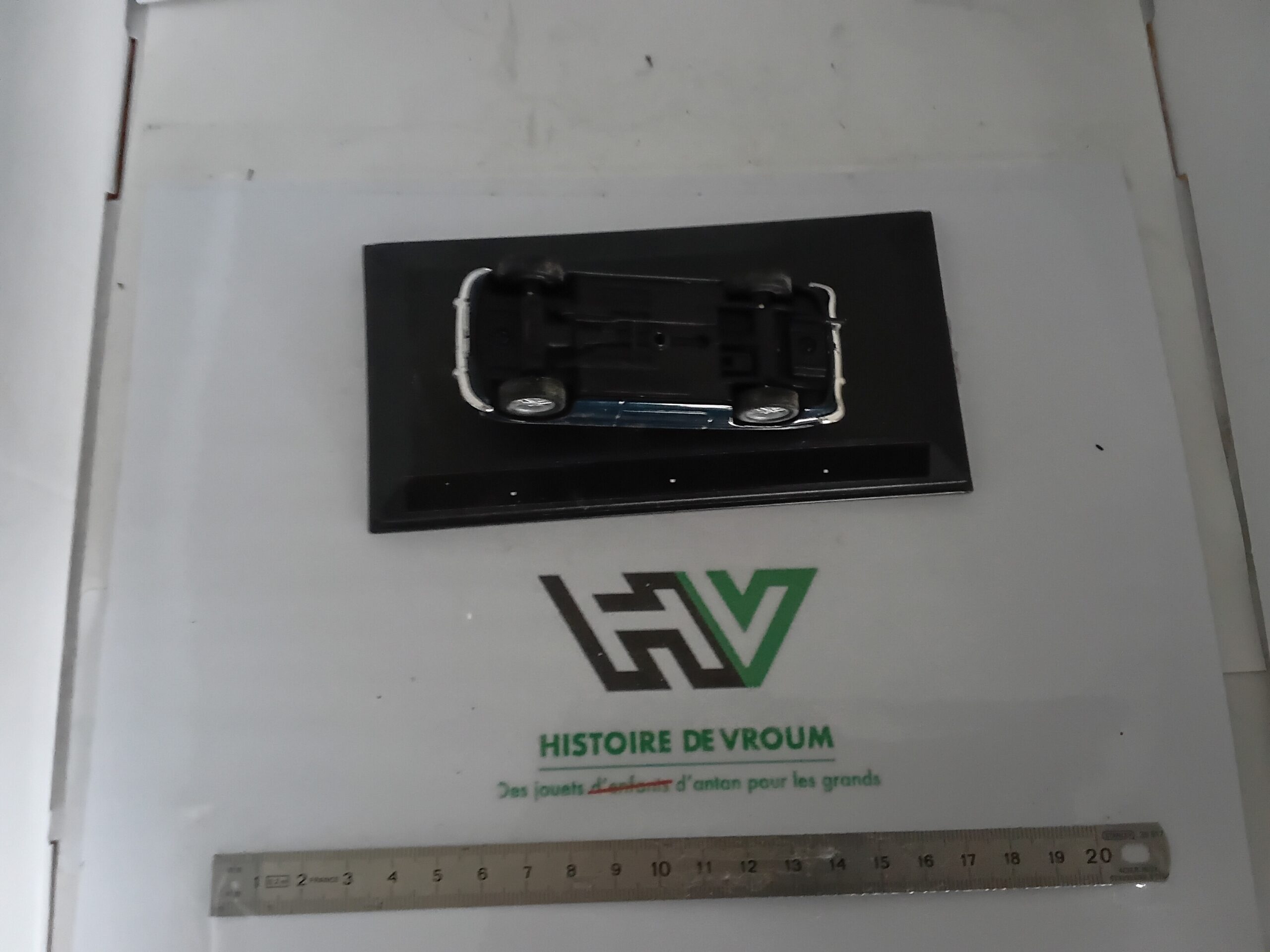 MGB Roadster 1/43 Bleu Foncé – Image 7
