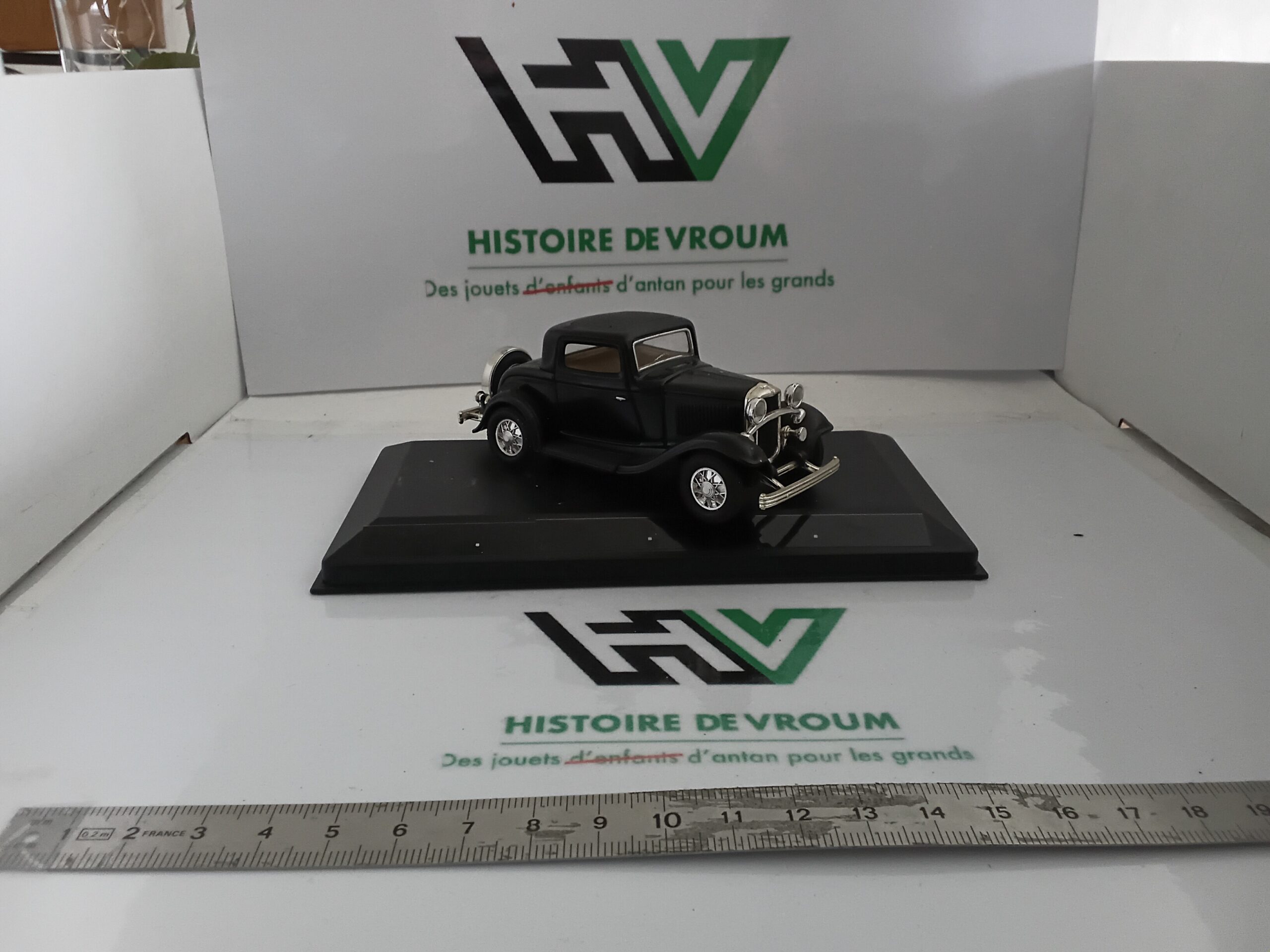 Ford 1932 Window Coupe 1/43 Noire – Image 4