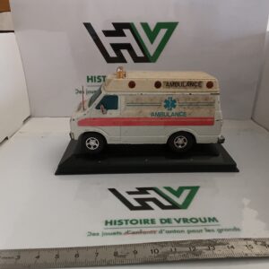 Dodge Van Matchbox 1/34 "Ambulance"