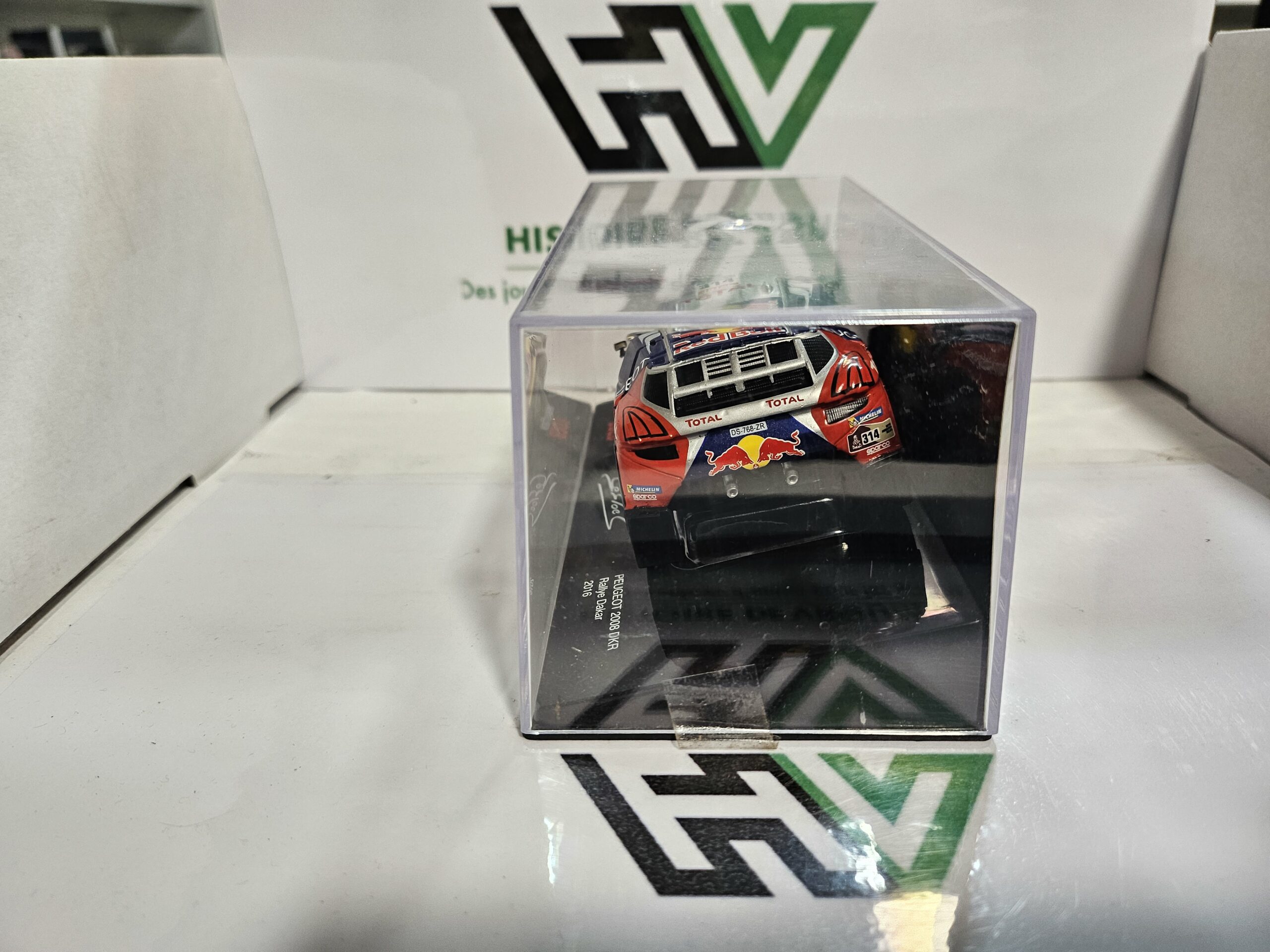 Peugeot 2008 DKR 1/43 - Rallye Dakar 2016 - Sébastien Loeb / D. Elena – Image 6