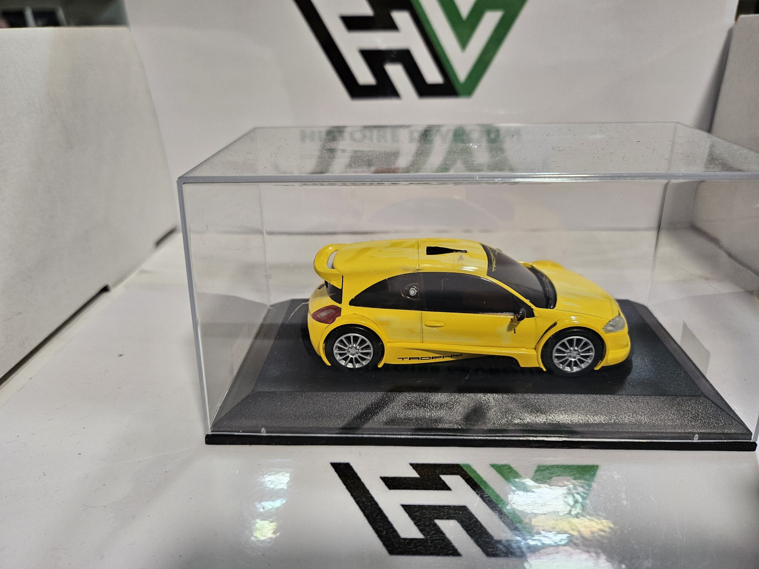 Miniature Renault Mégane Trophy Jaune Sirius - Norev 1/43 – Image 5