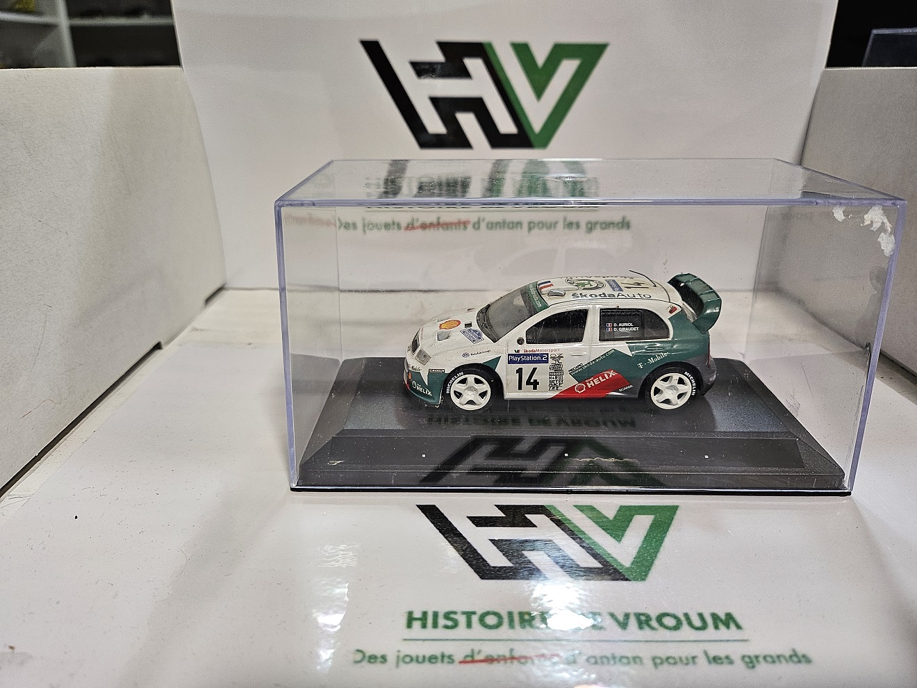 Miniature Skoda Fabia WRC 1/43 - Tour de Corse 2003 - D. Auriol / IXO Altaya ( manque rétroviseur )