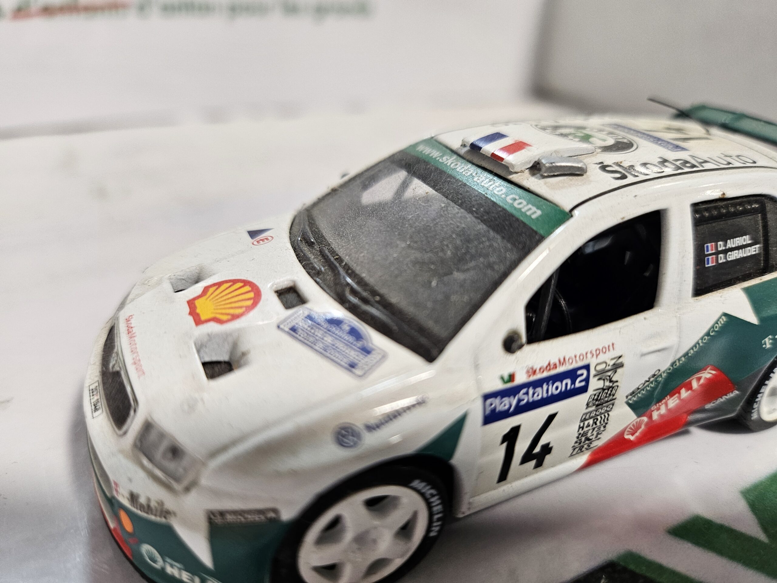 Miniature Skoda Fabia WRC 1/43 - Tour de Corse 2003 - D. Auriol / IXO Altaya ( manque rétroviseur ) – Image 8