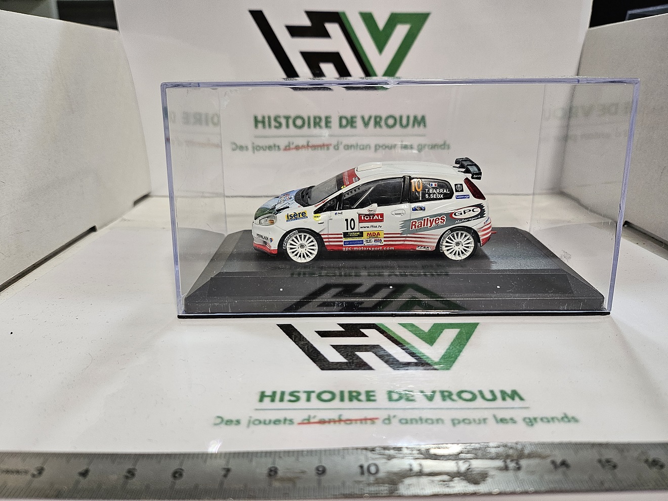 Miniature Fiat Grande Punto S2000 1/43 - Rallye du Var 2007 - T. Barral / Altaya IXO