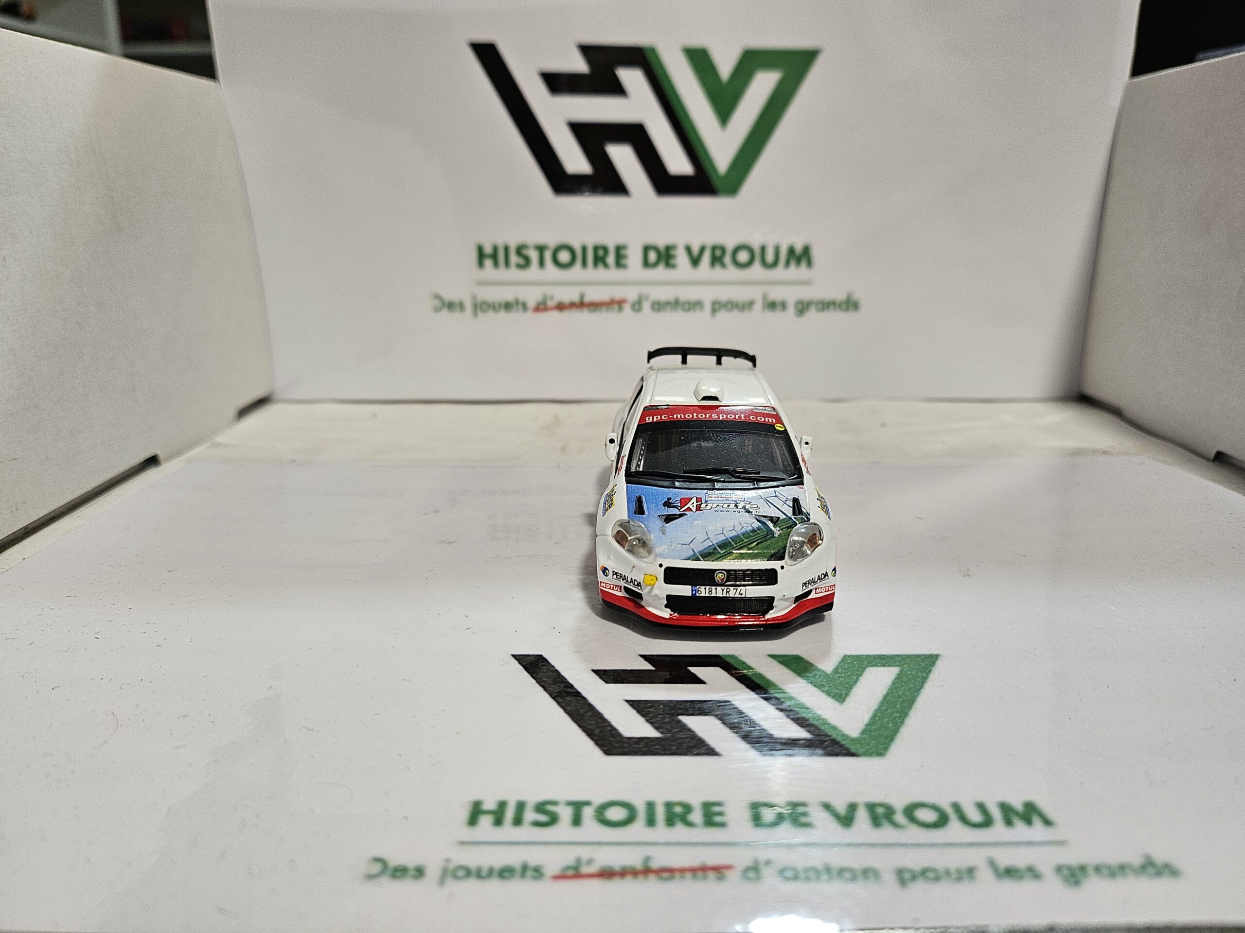 Miniature Fiat Grande Punto S2000 1/43 - Rallye du Var 2007 - T. Barral / Altaya IXO – Image 5