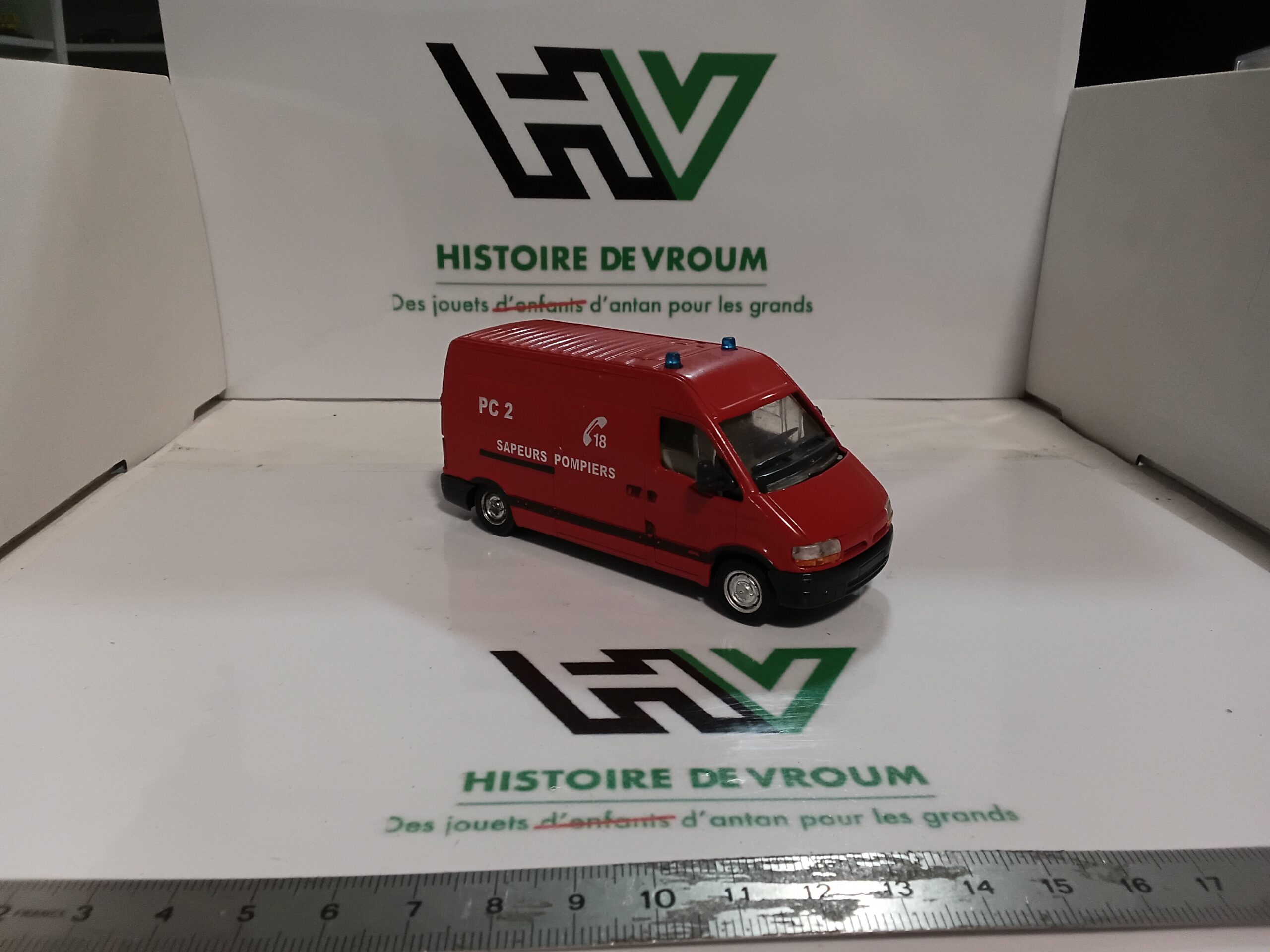 Renault Master Pompiers Solido 1/50 – Image 2