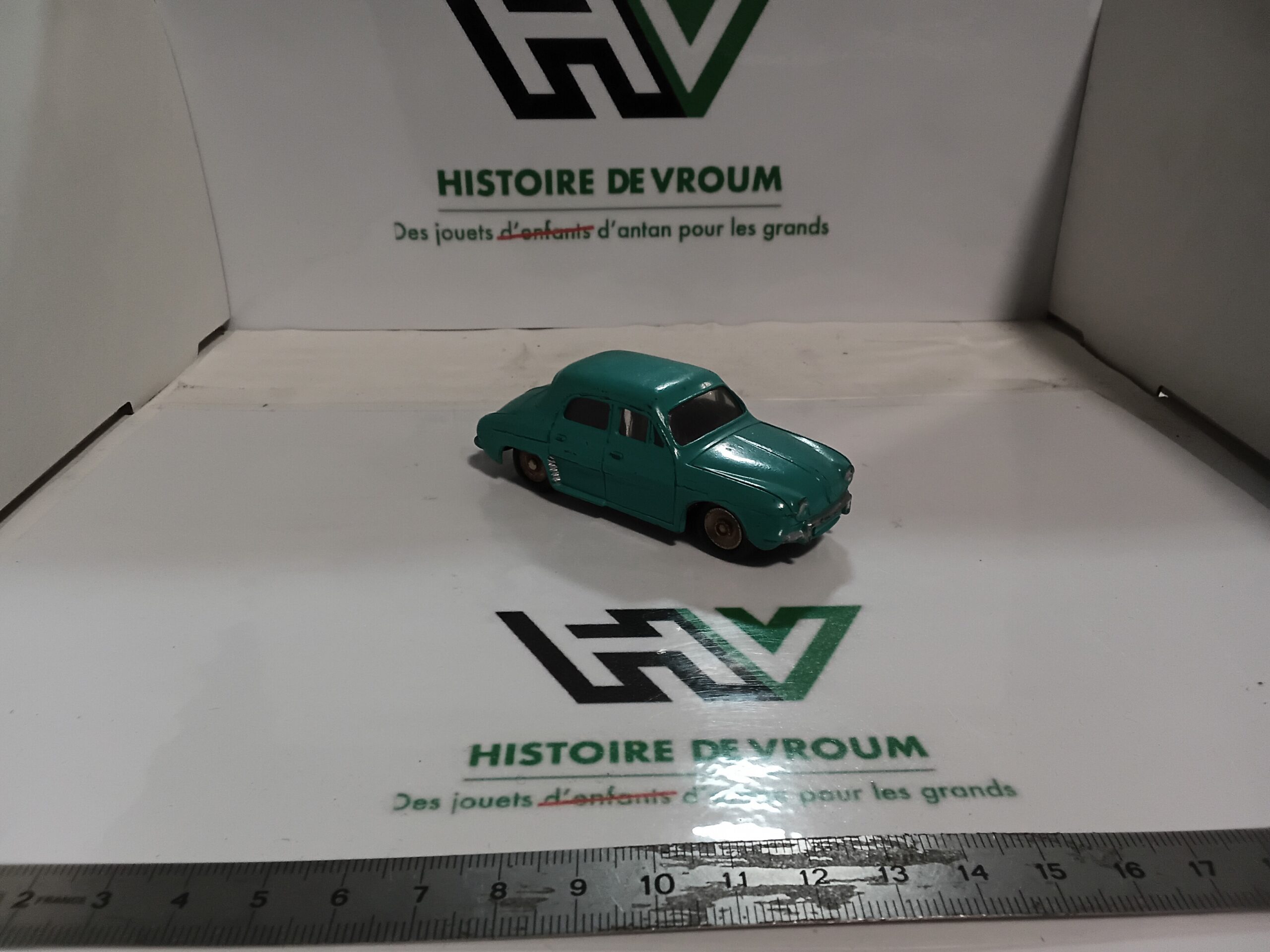 Renault Dauphine Dinky Toys 1/43 – Image 4