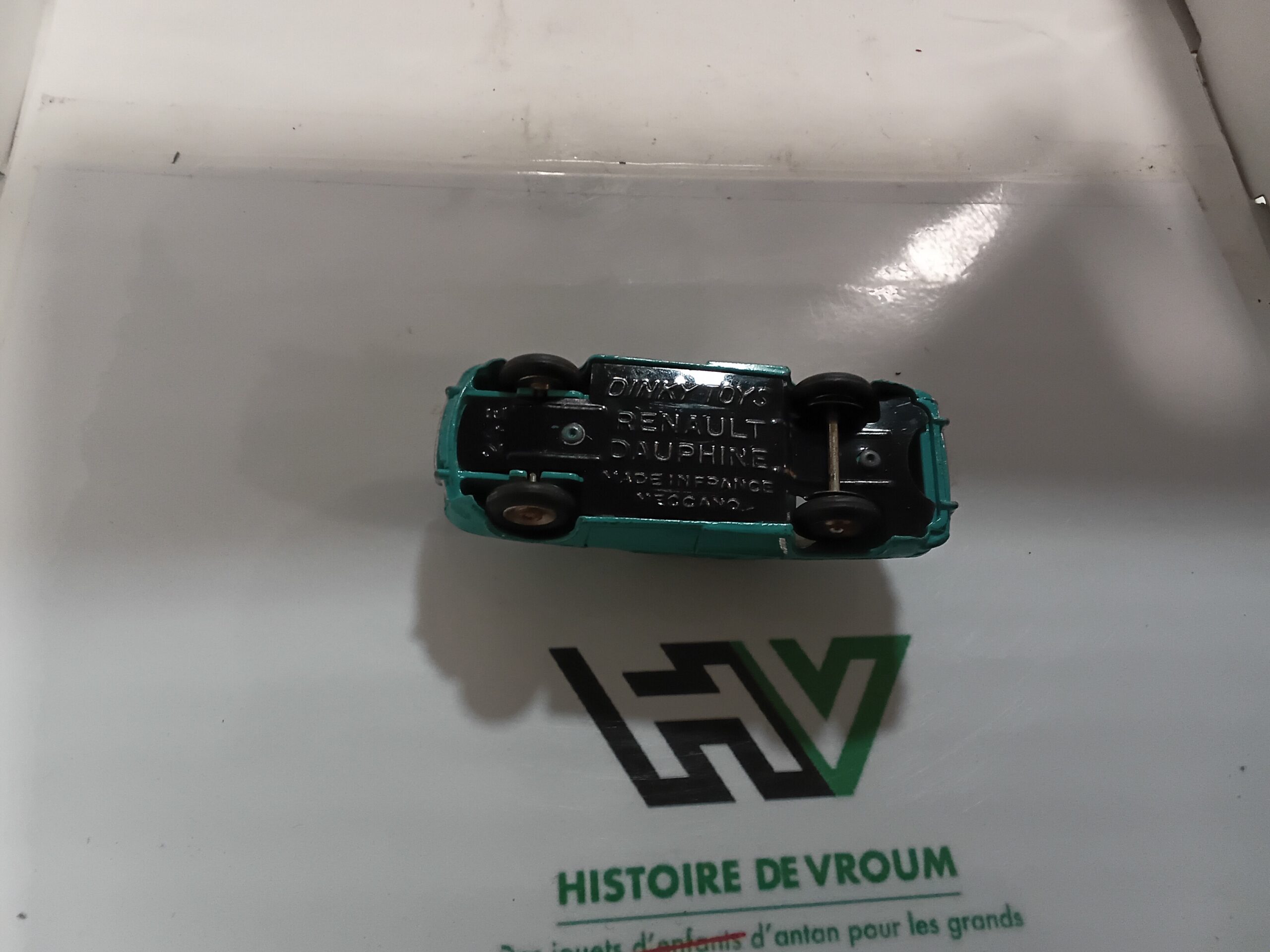Renault Dauphine Dinky Toys 1/43 – Image 6