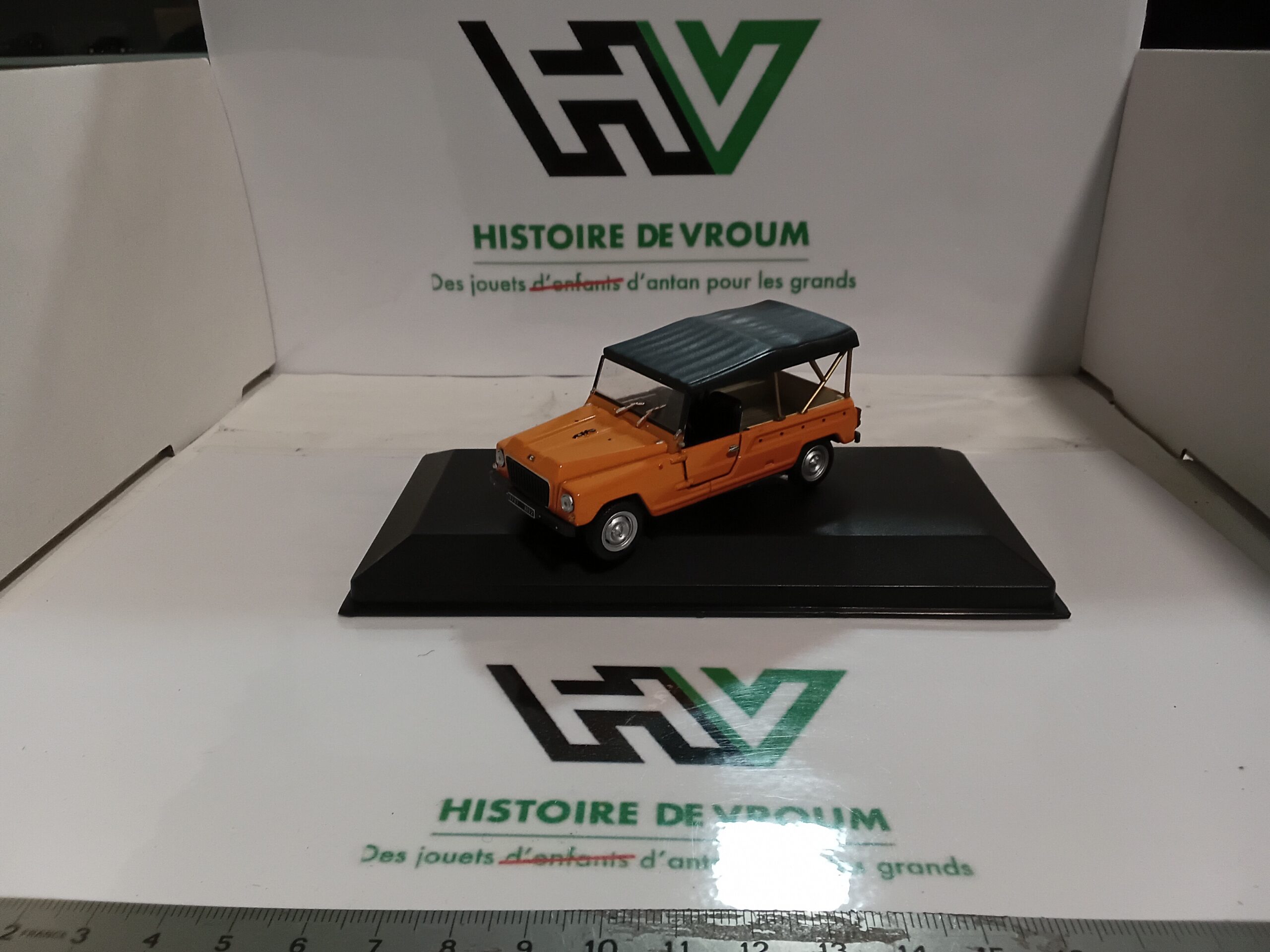 Renault ACL Rodeo 1971 Universal Hobbies 1/43 – Image 4