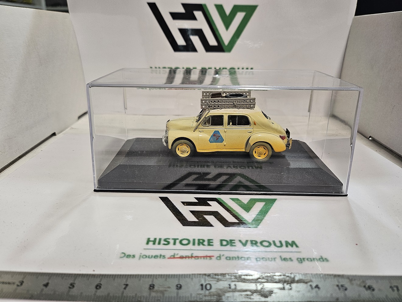 Miniature Renault 4CV Raid Méditerranée - Le Cap 1950 - Eligor 1/43