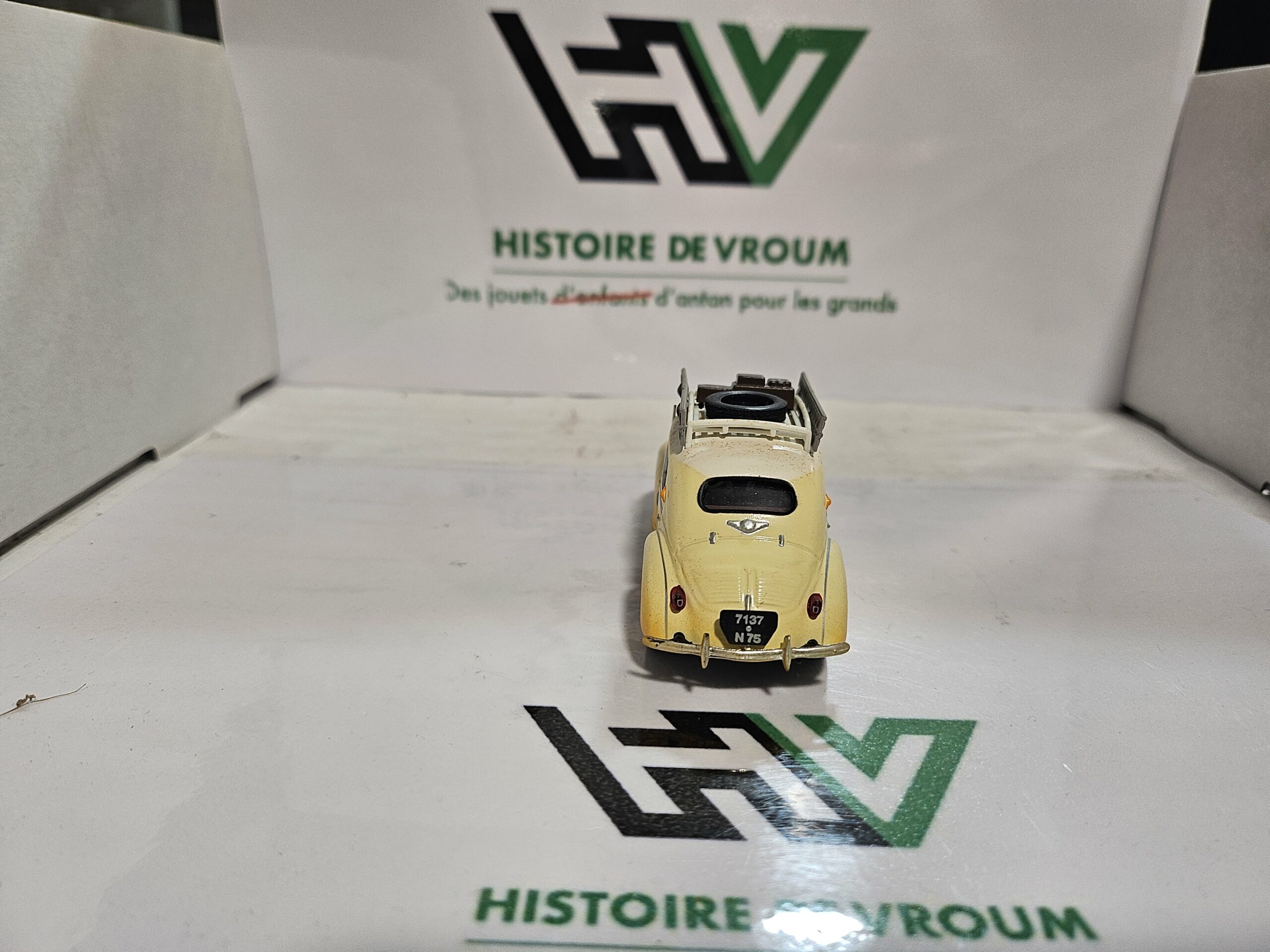 Miniature Renault 4CV Raid Méditerranée - Le Cap 1950 - Eligor 1/43 – Image 7