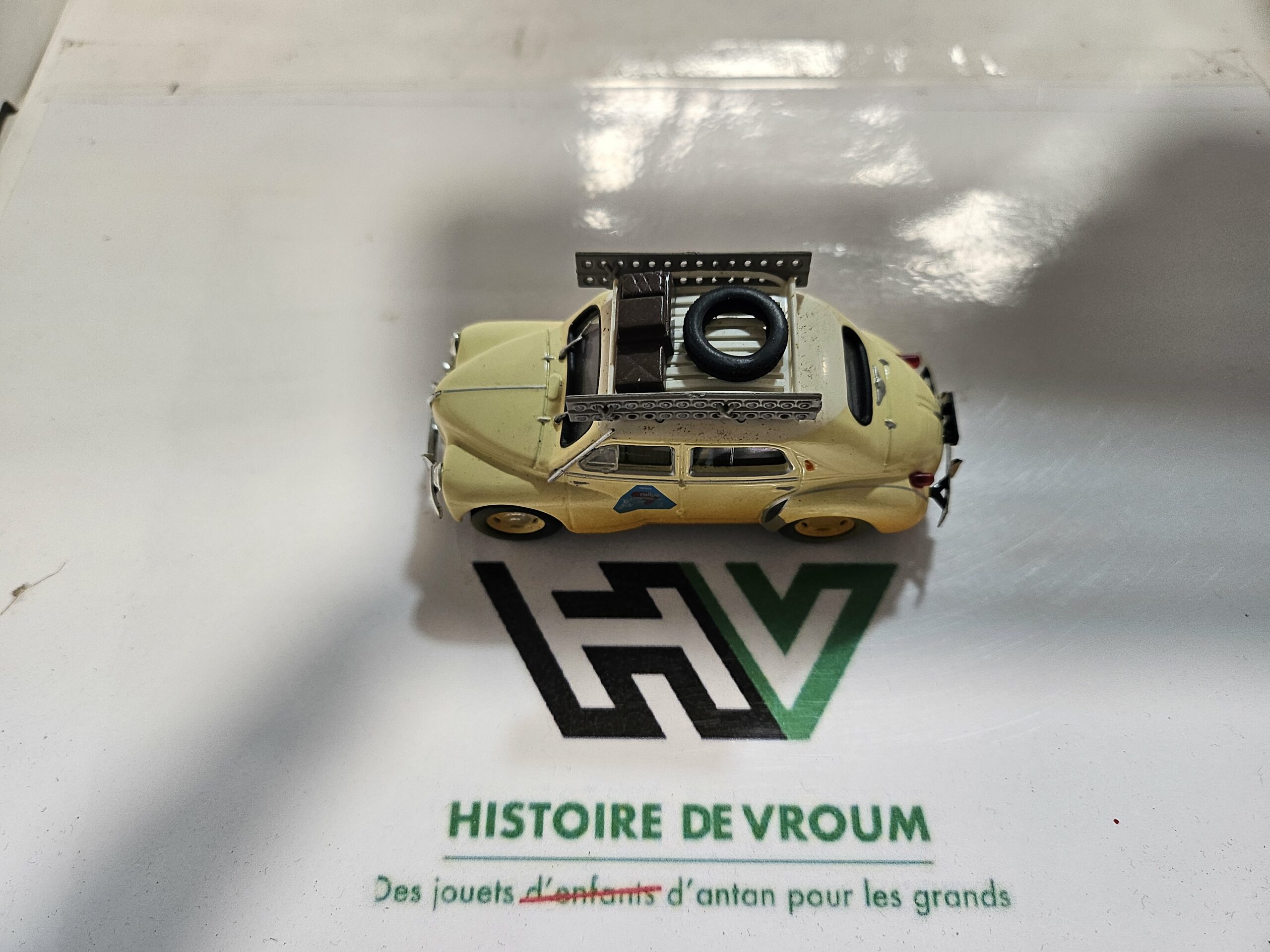 Miniature Renault 4CV Raid Méditerranée - Le Cap 1950 - Eligor 1/43 – Image 8