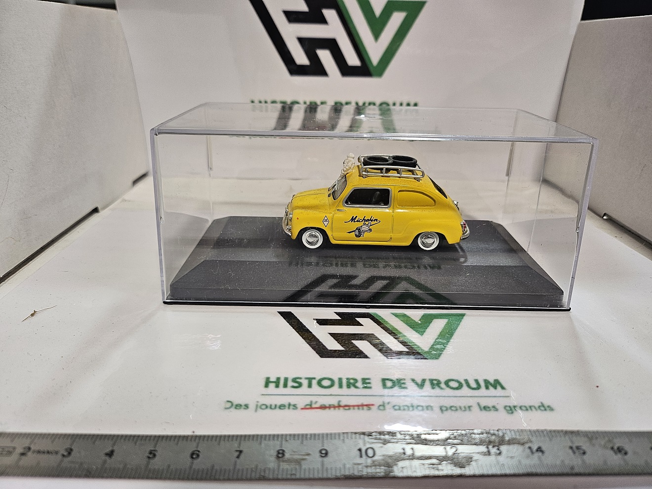 Miniature Fiat 600 / Seat 600 Assistance Michelin - Ixo/Altaya 1/43