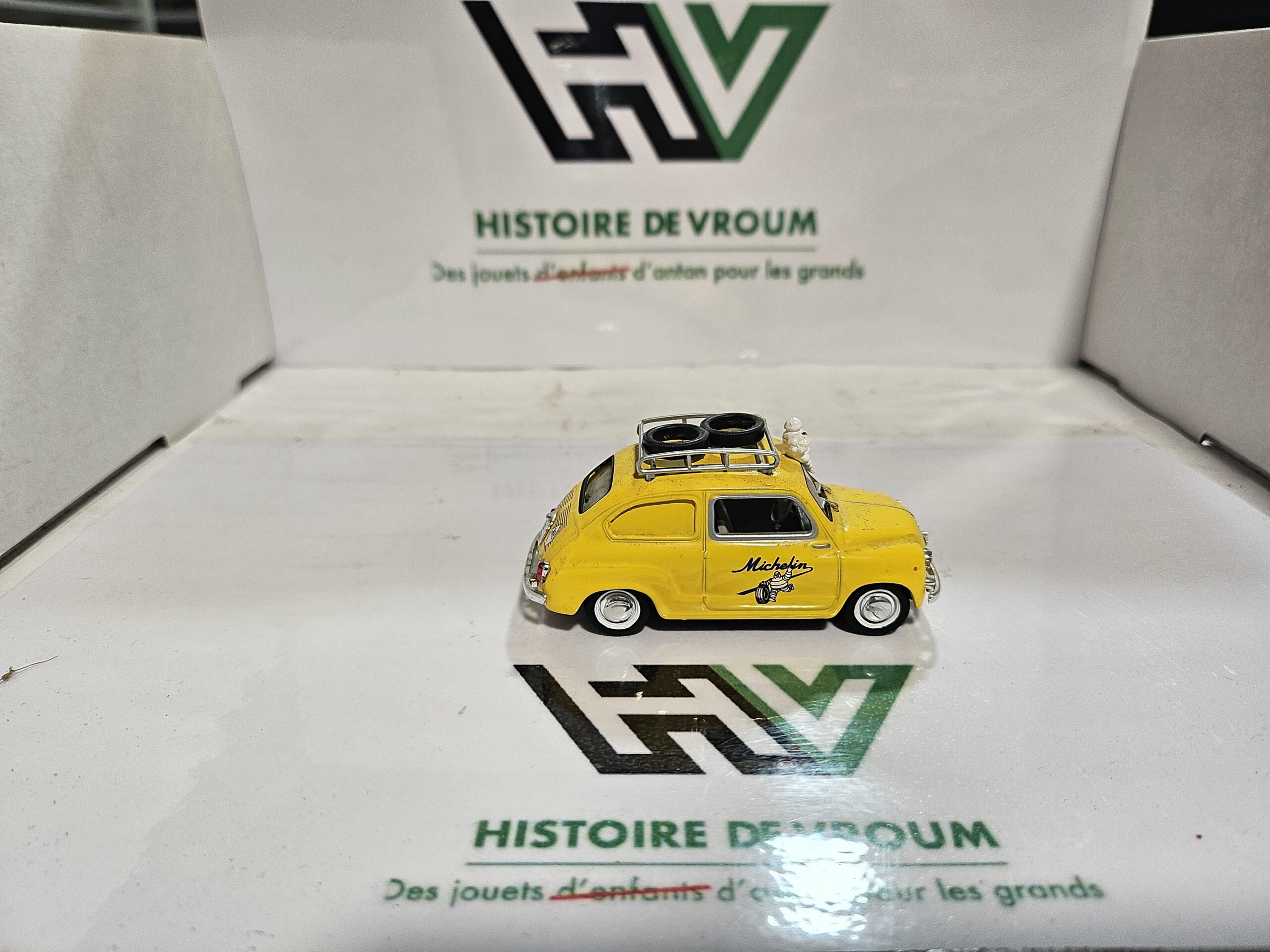 Miniature Fiat 600 / Seat 600 Assistance Michelin - Ixo/Altaya 1/43 – Image 3