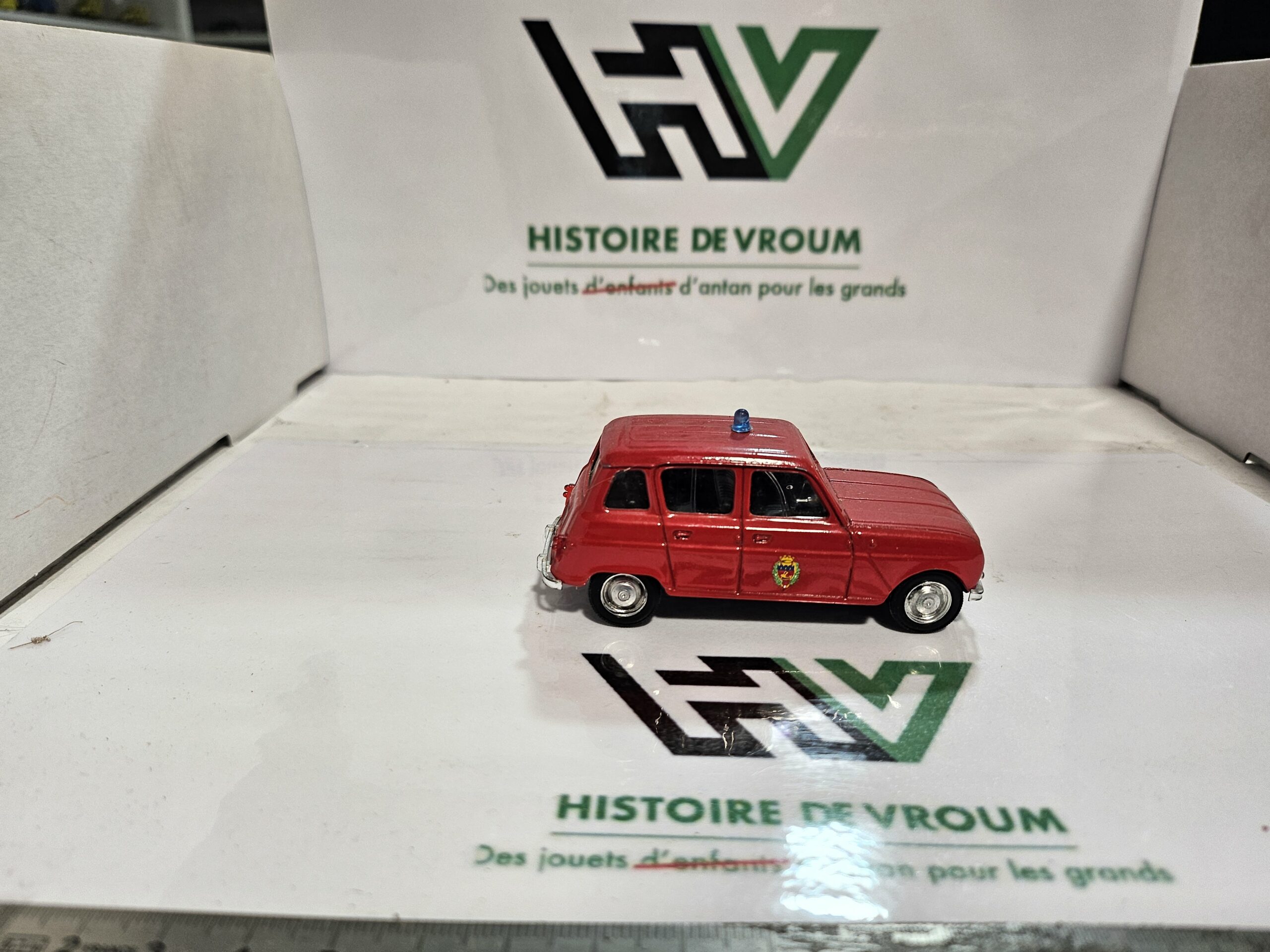Miniature Renault 4 R4 Berline Pompiers (Liaison / Officier) - 1/43 – Image 6