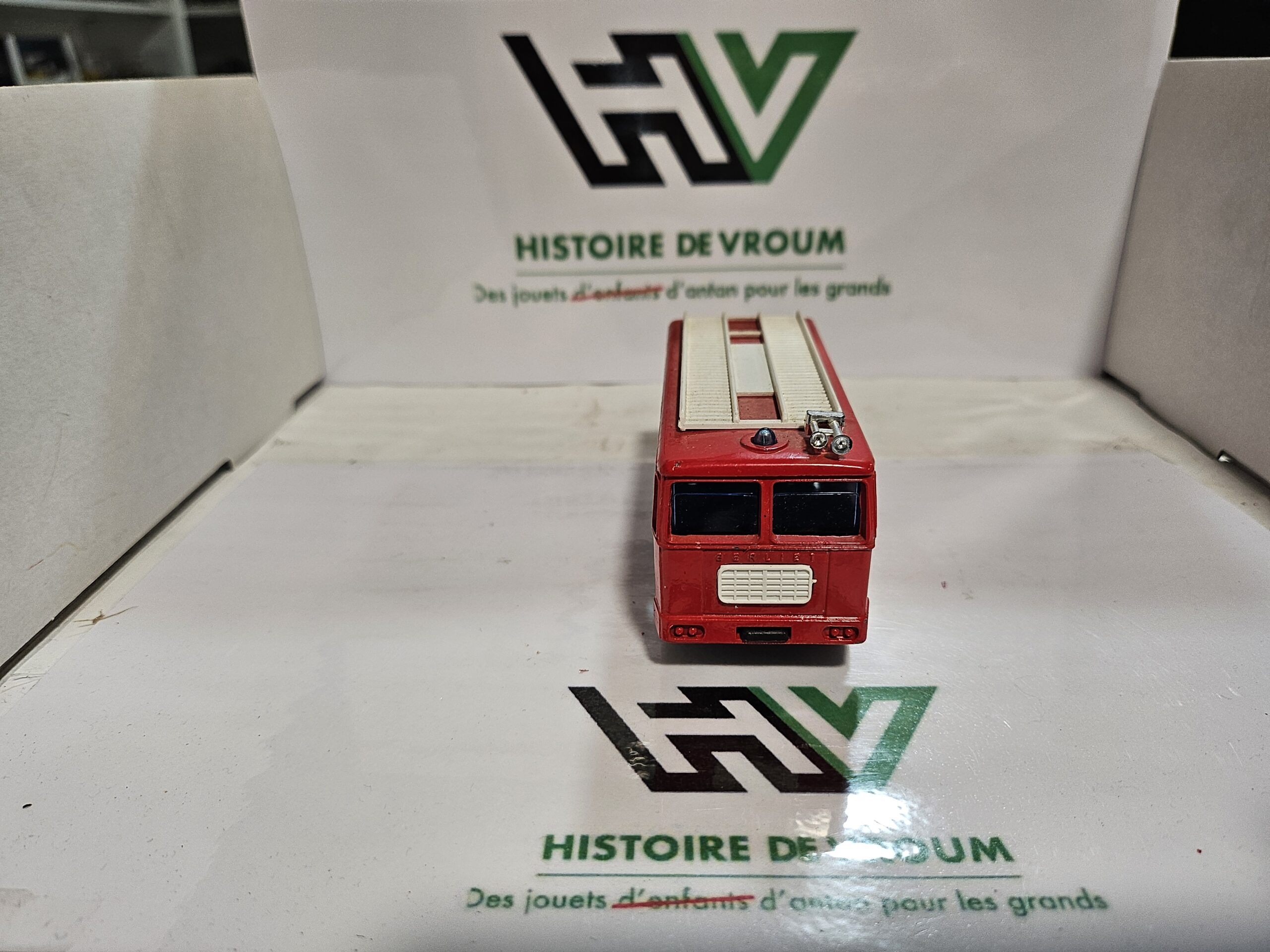 Camion Pompiers Vintage Solido - Berliet GAK 17 Fourgon Mixte 1/55 - N°375 – Image 5