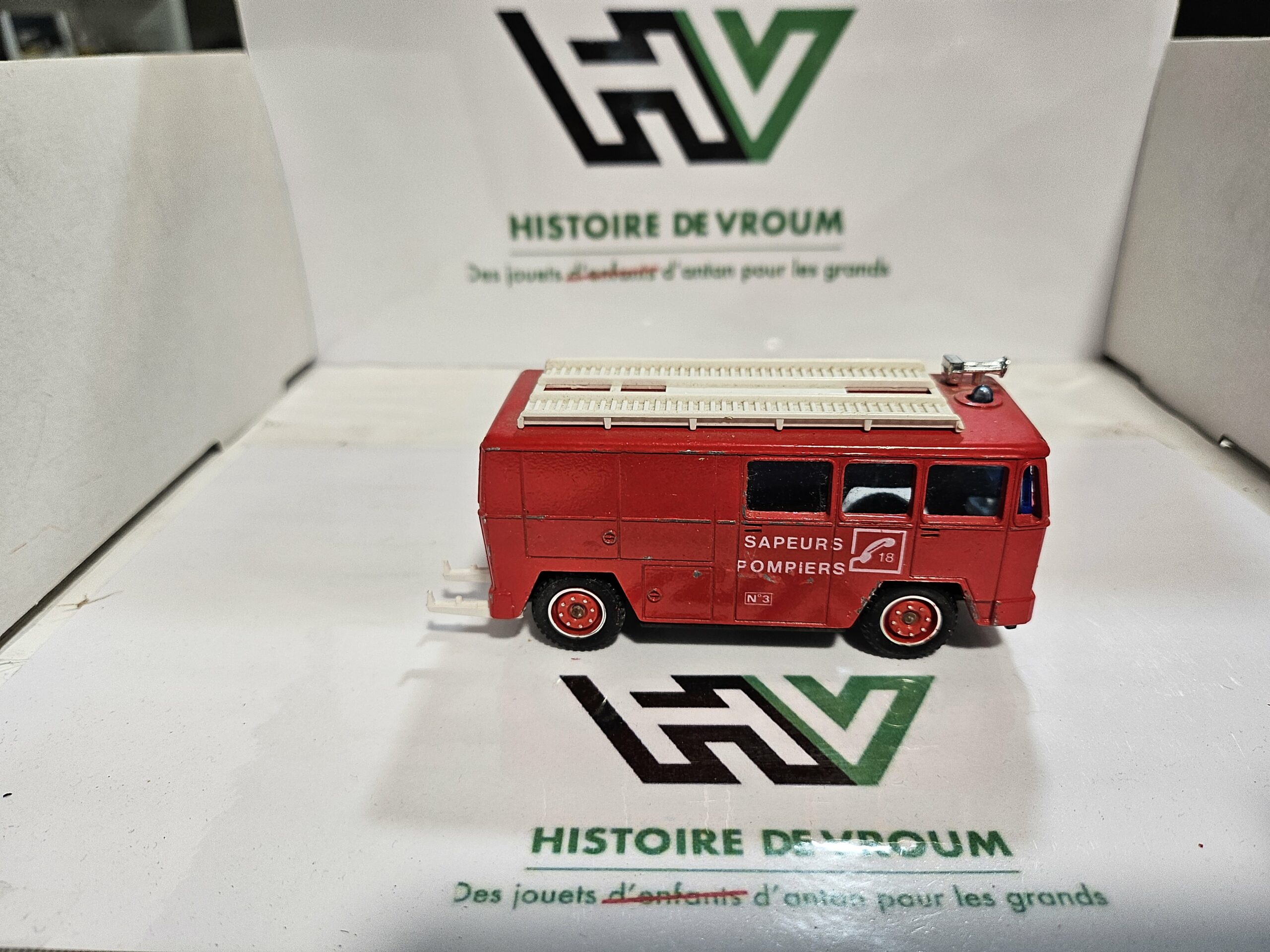 Camion Pompiers Vintage Solido - Berliet GAK 17 Fourgon Mixte 1/55 - N°375 – Image 6