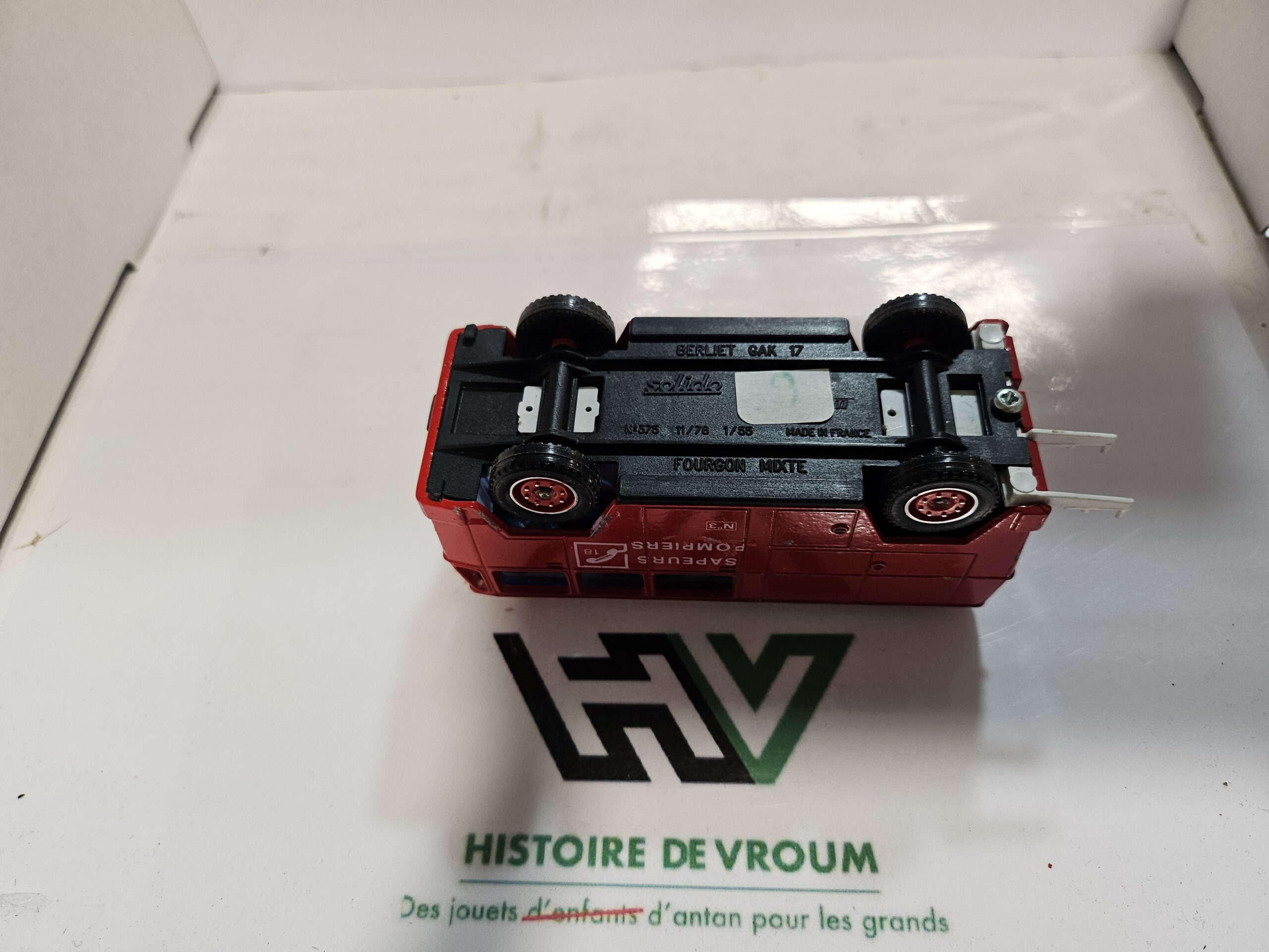 Camion Pompiers Vintage Solido - Berliet GAK 17 Fourgon Mixte 1/55 - N°375 – Image 9