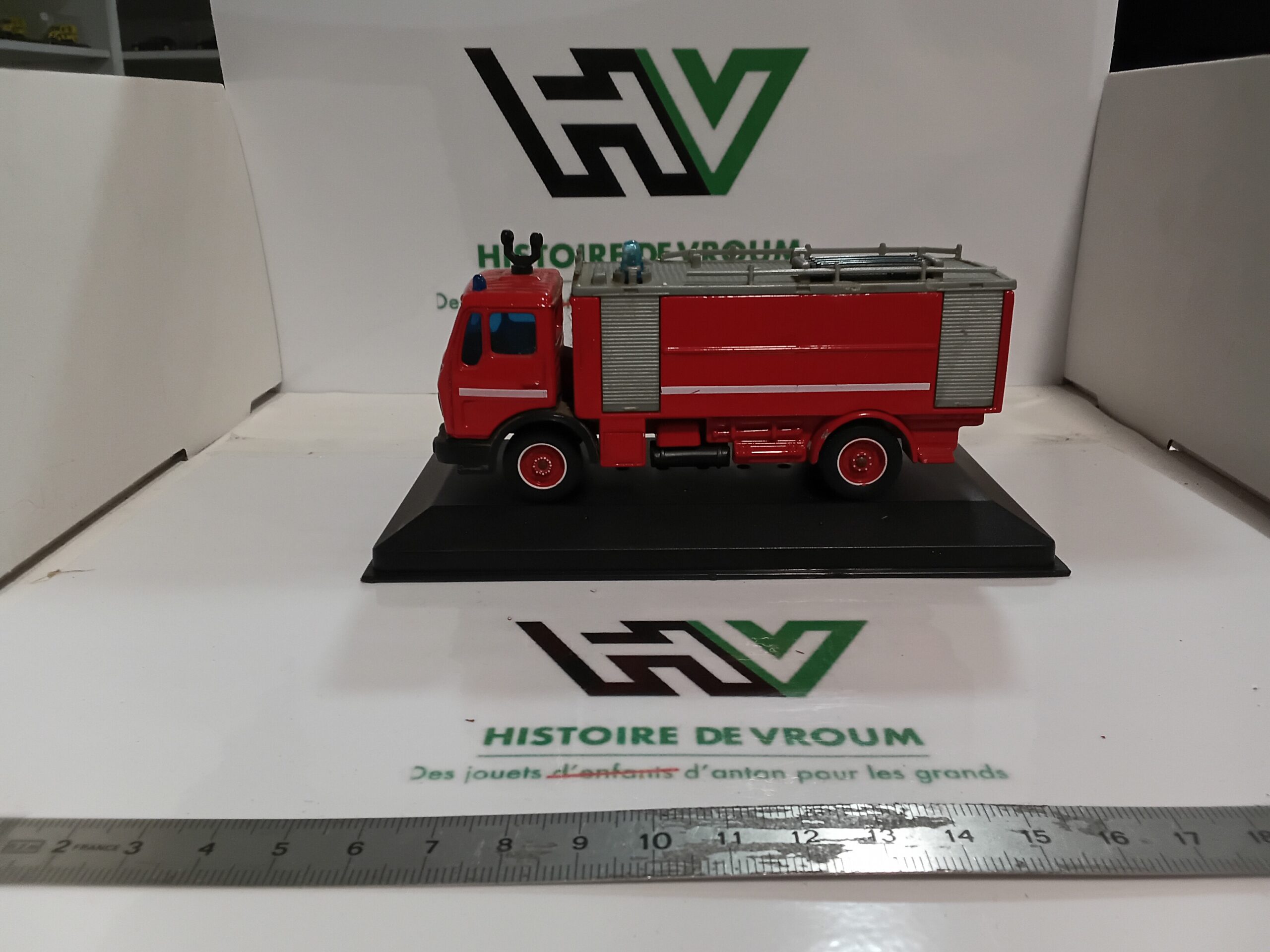 Camion Mercedes Pompiers Solido 1/43 (À restaurer)