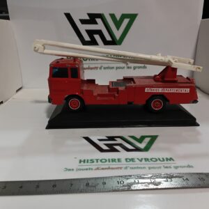 Camion Mercedes LP 1418 Solido Toner Gam 1/50