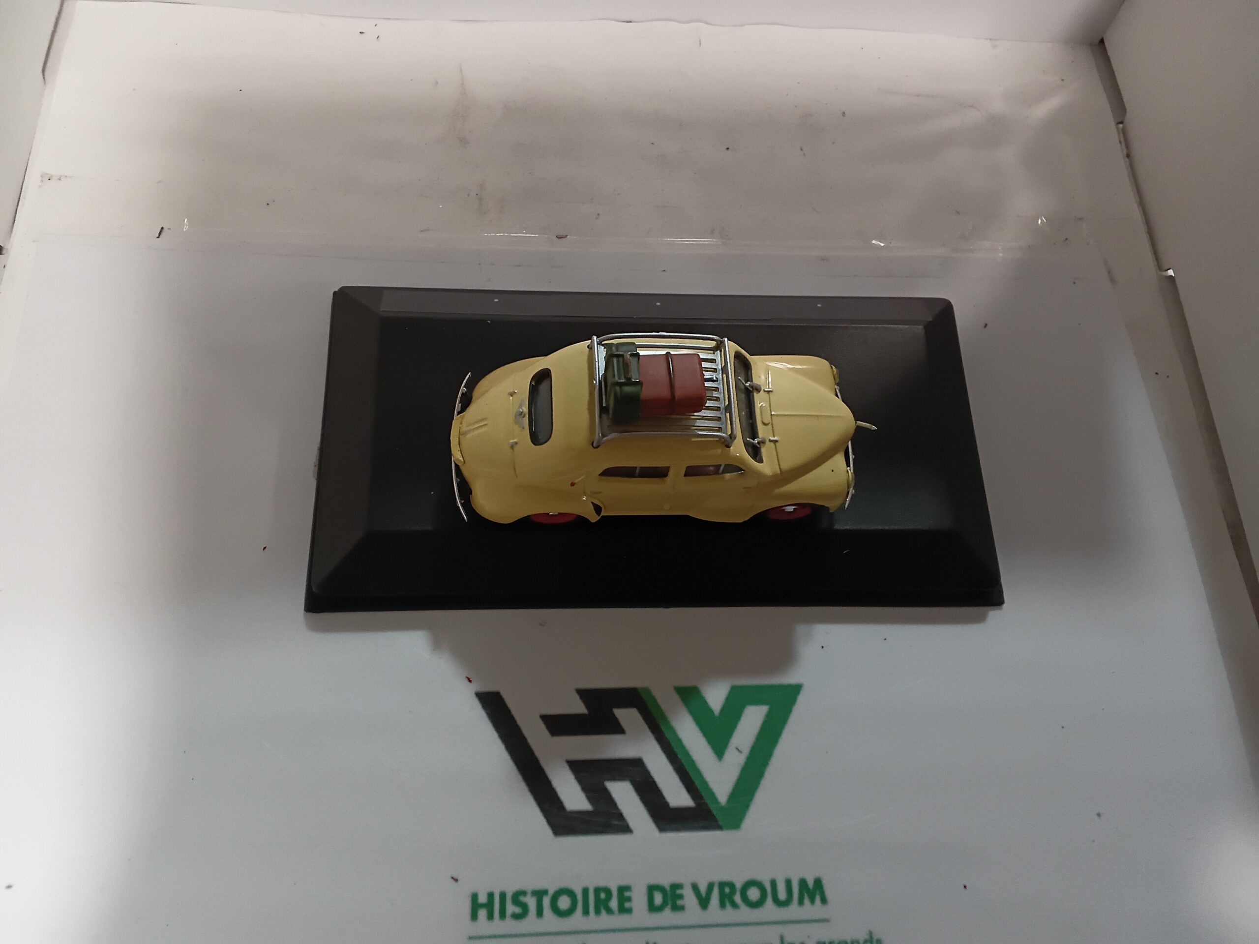 Renault 4 Eligor 1/43 Jaune – Image 6