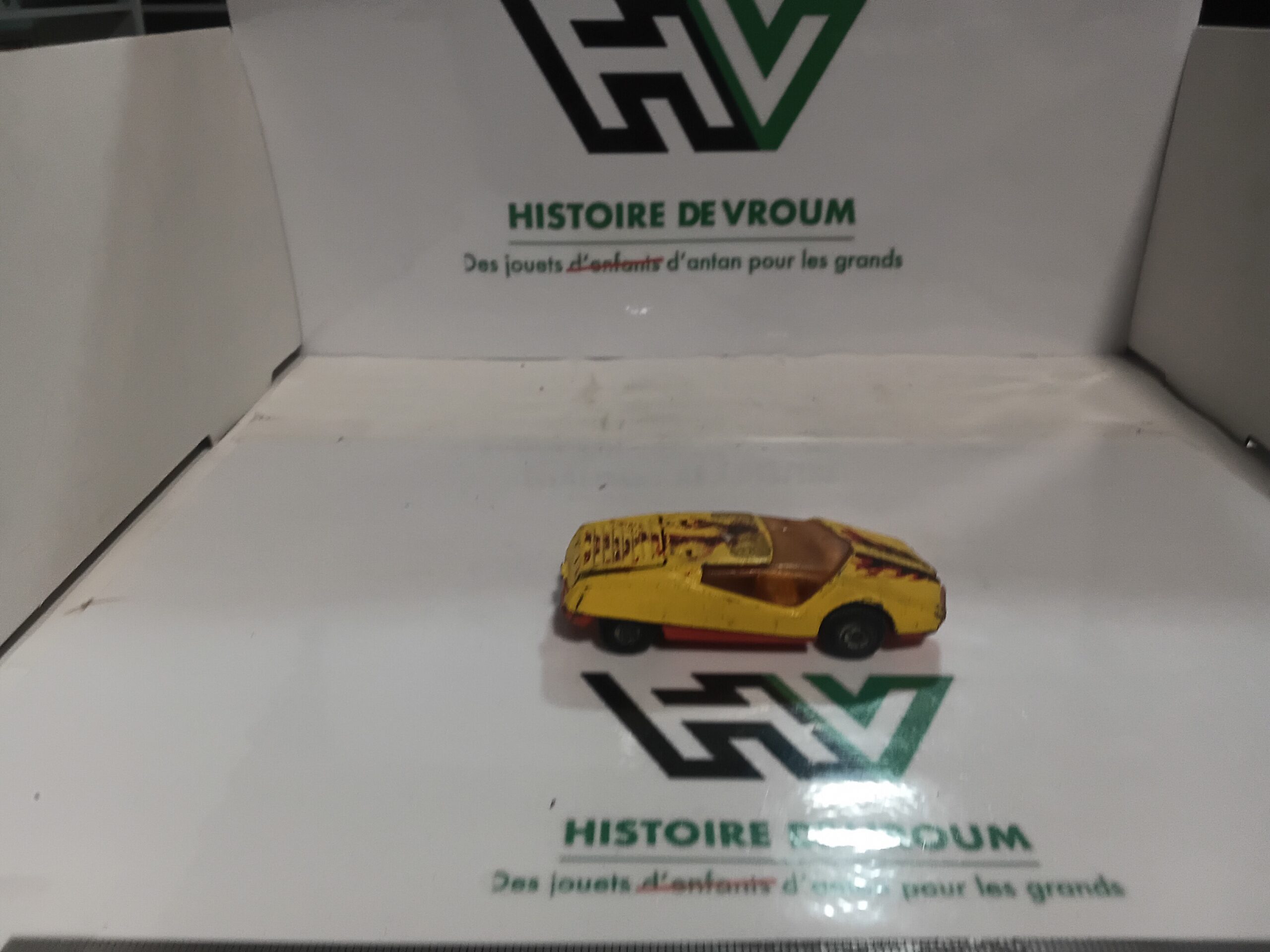 Miniature Matchbox Superfast N° 33 - Datsun 126X (Vintage Lesney)(3) – Image 6