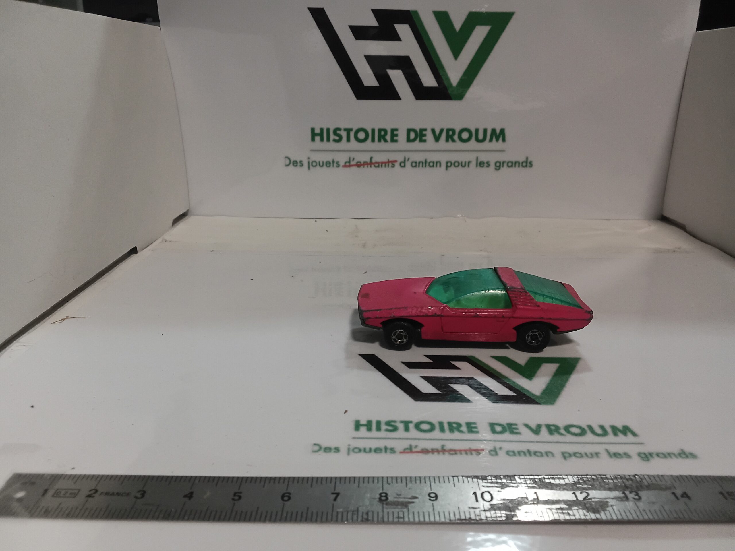 Miniature Matchbox Superfast N° 40 - Vauxhall Guildsman (Vintage Lesney) (3)