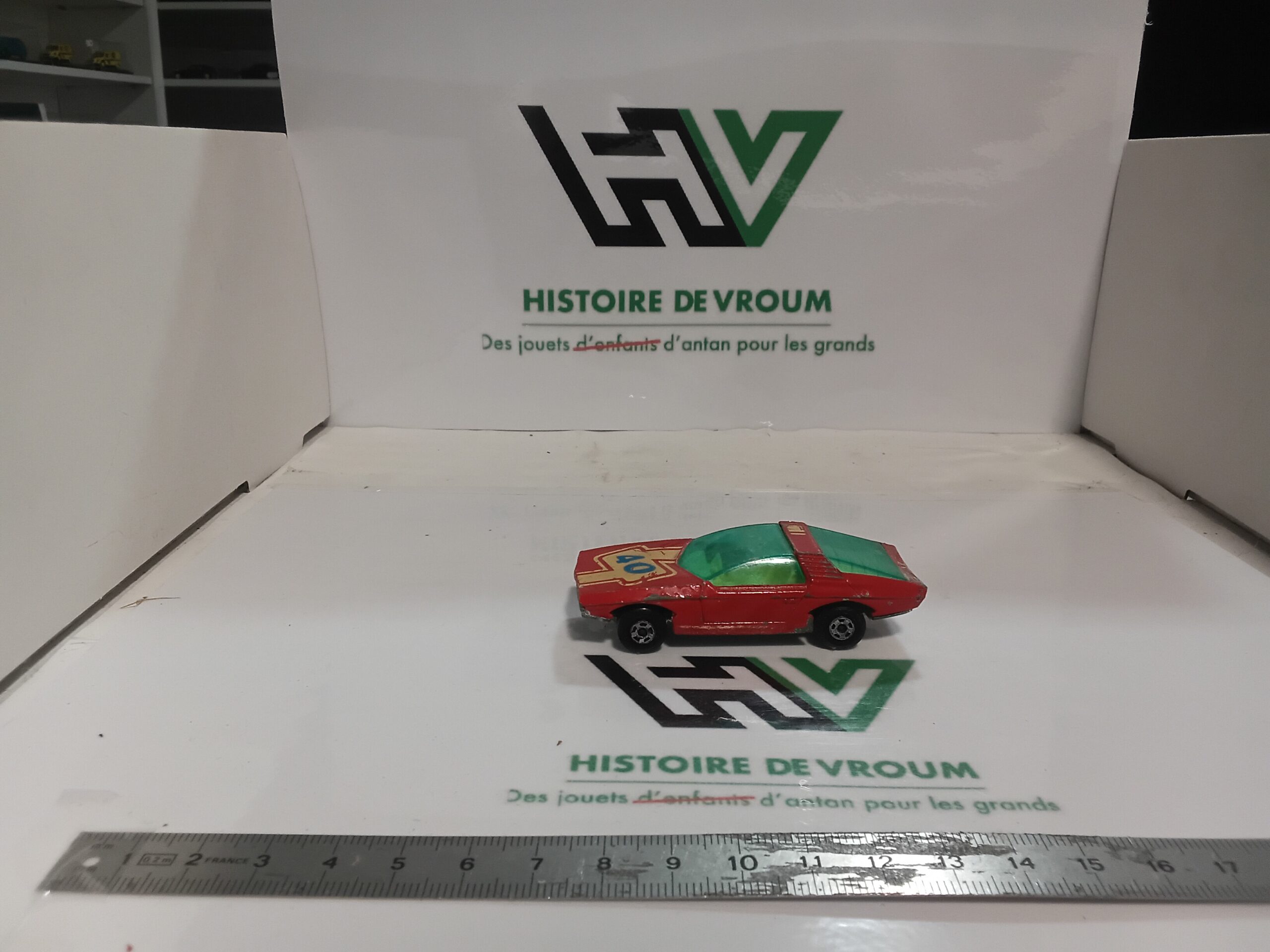 Miniature Matchbox Superfast N° 40 - Vauxhall Guildsman (Vintage Lesney) (2)