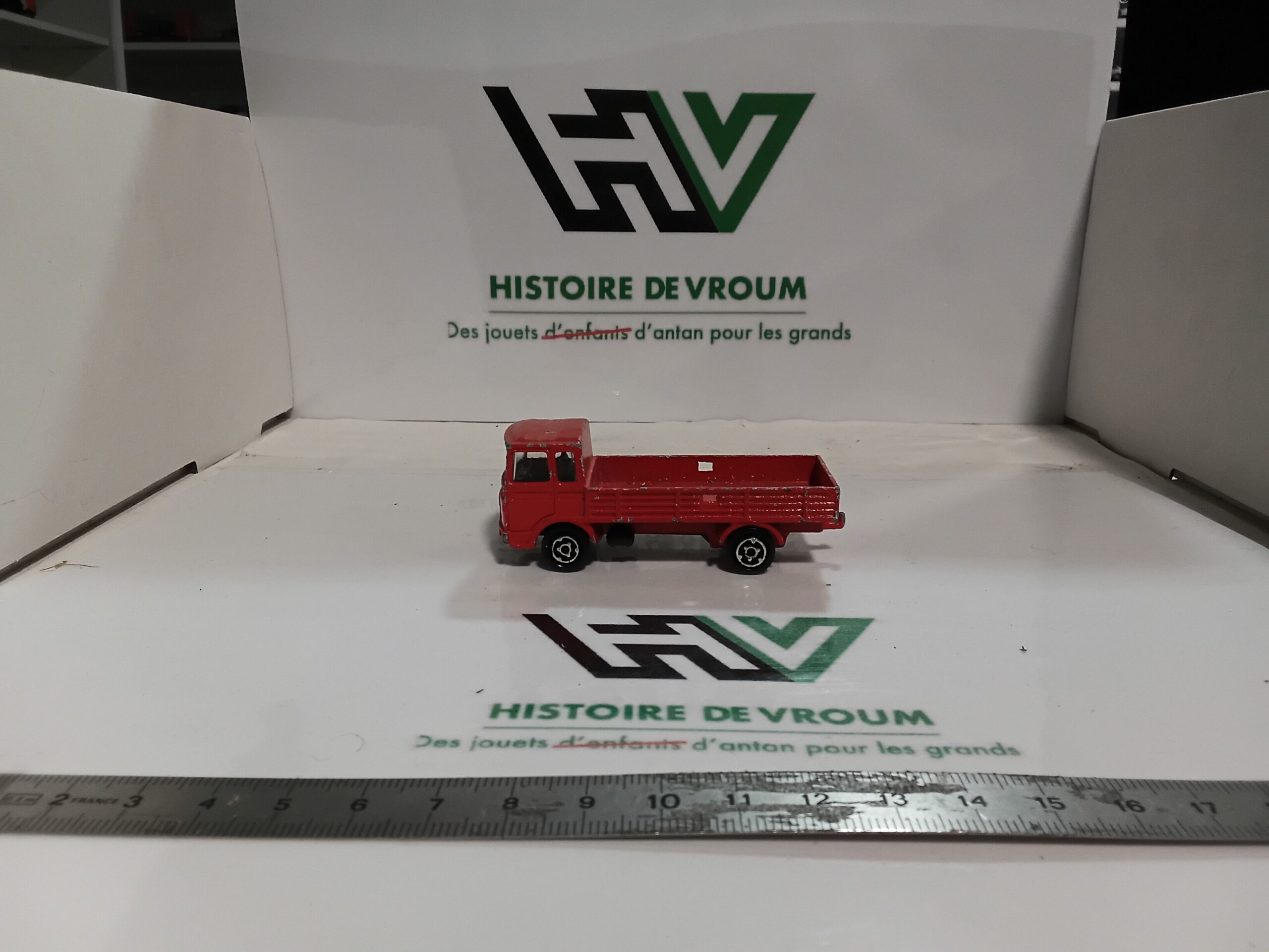 Camion Saviem Majorette n°109 1/100