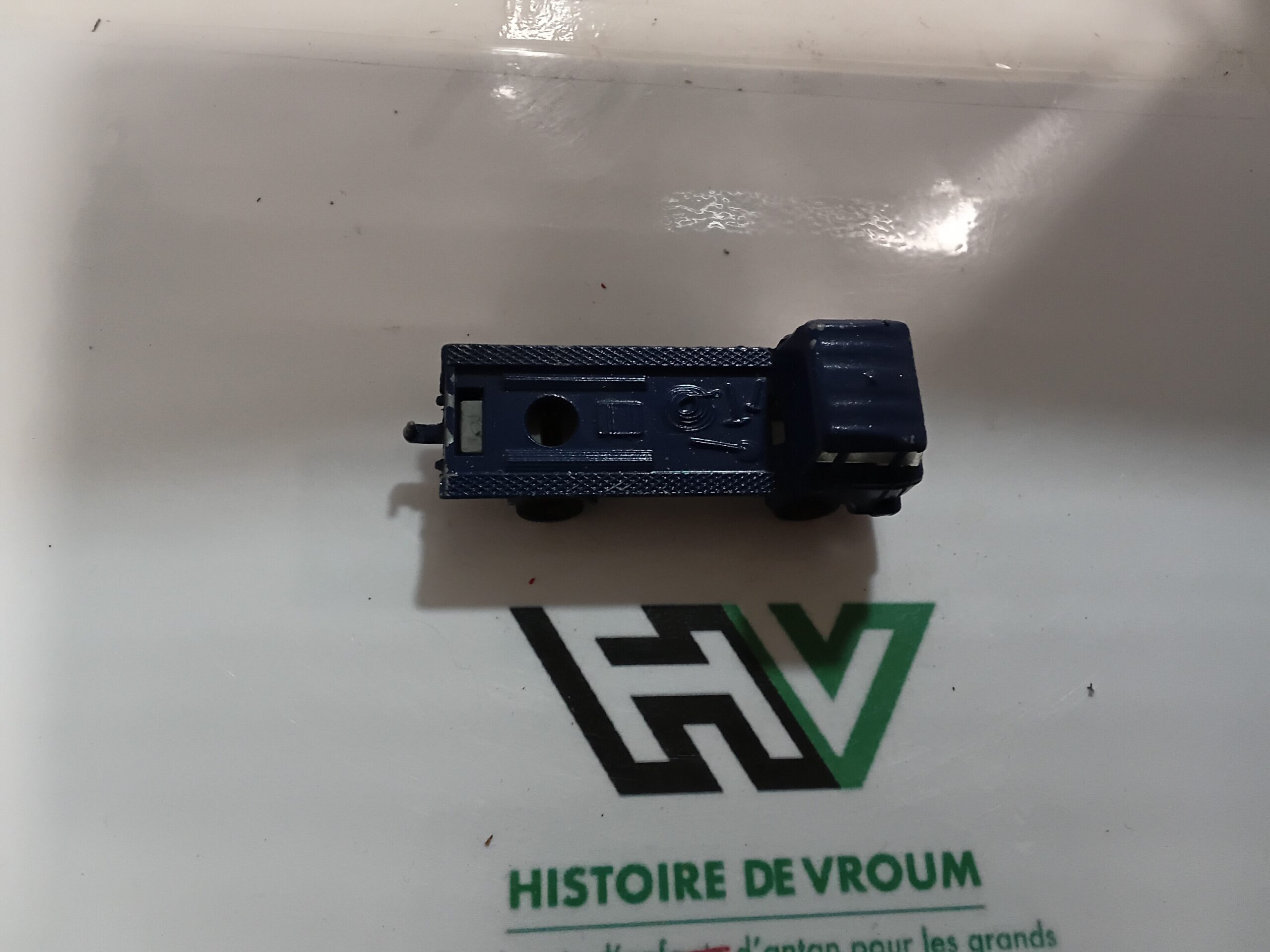 Camion DAF 2600 Majorette 1/100 Bleu – Image 6