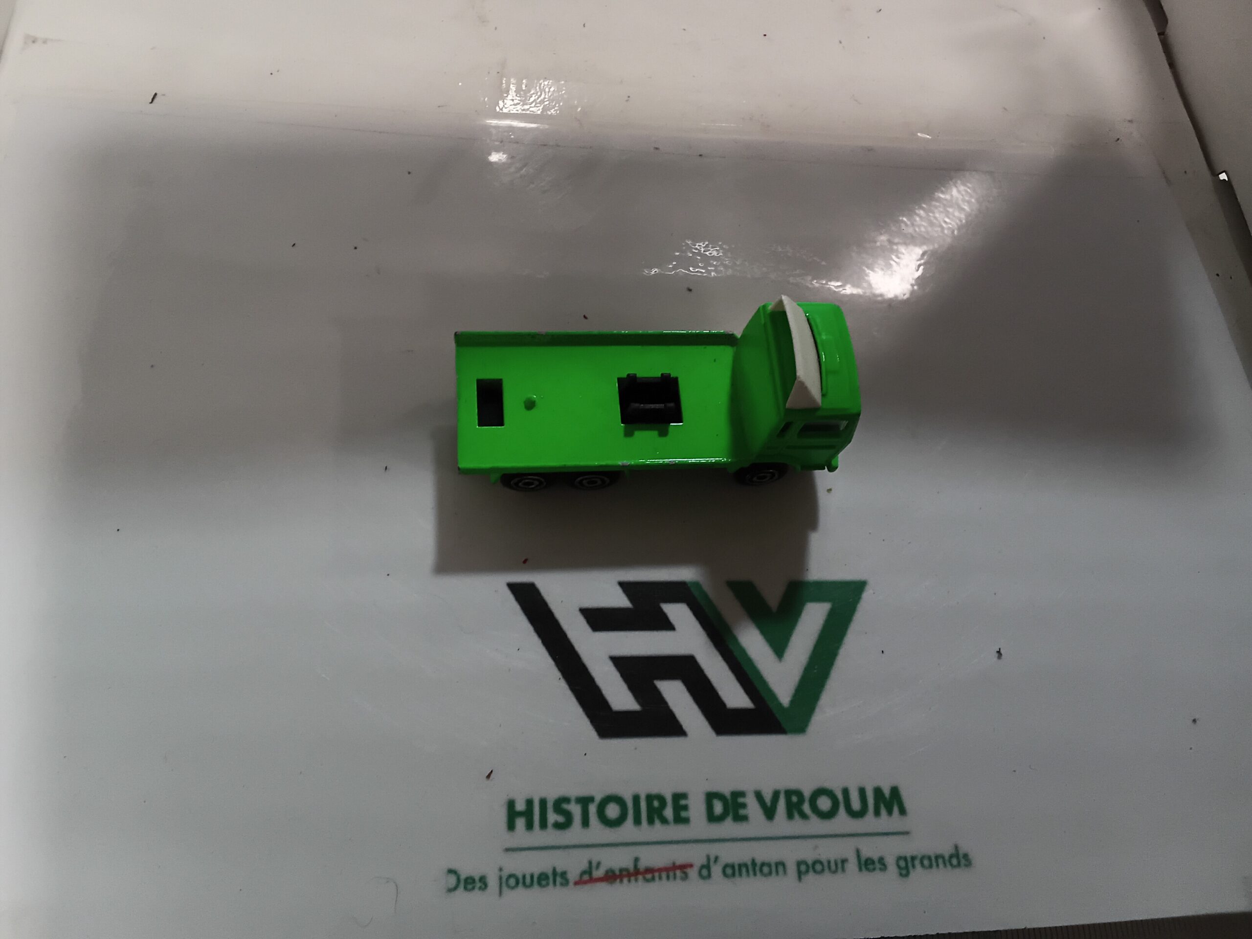 Camion DAF Majorette 1/100 Vert – Image 6