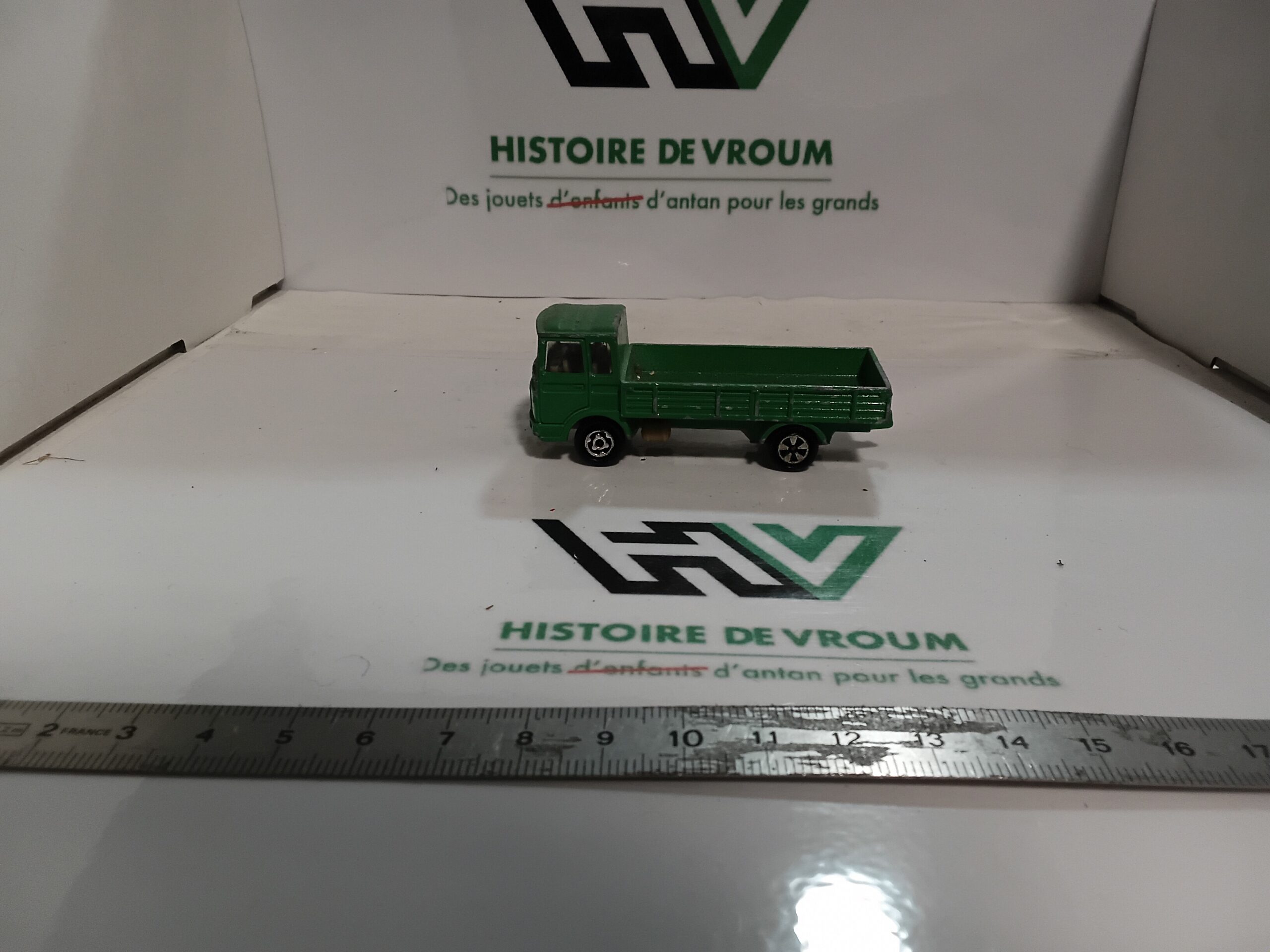 Camion Saviem Plateau Majorette 1/100 Vert