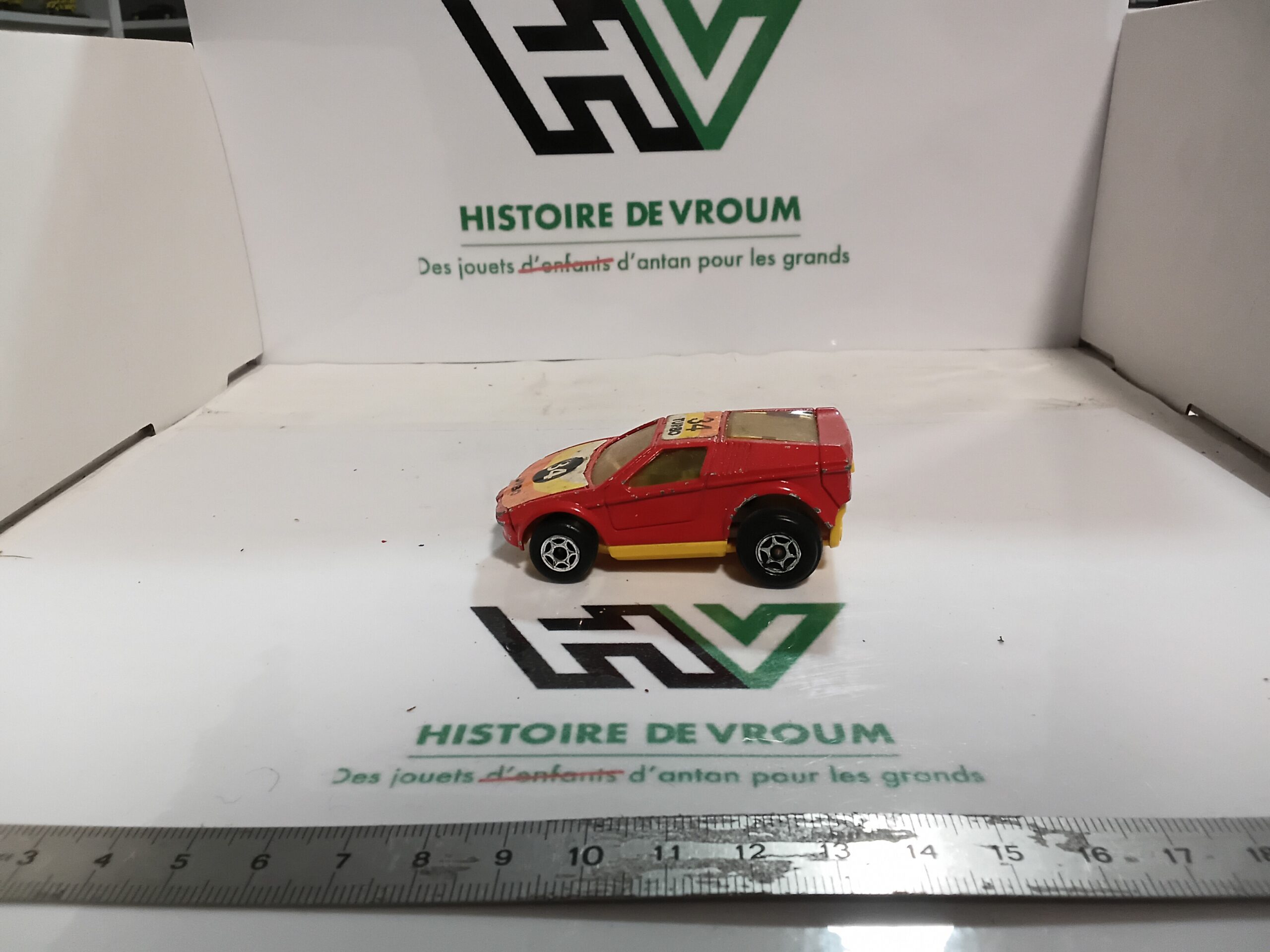 BMW M1 Majorette vintage 1/64