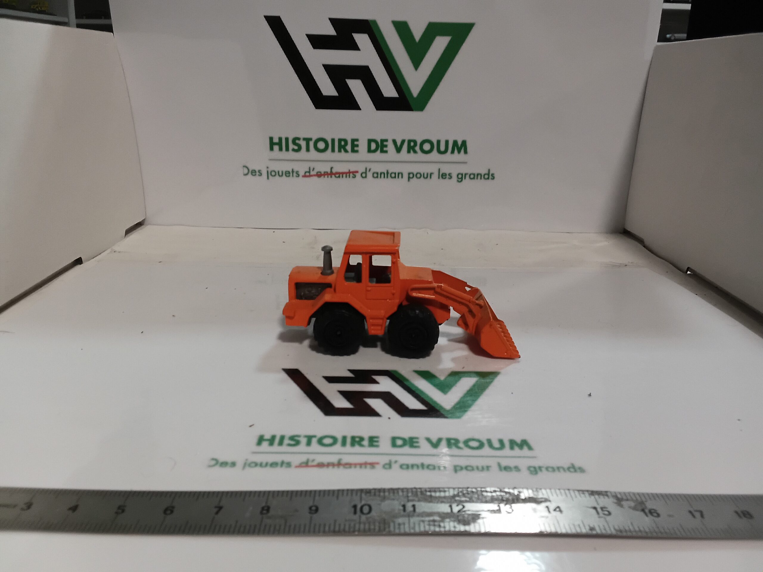 Engin de Chantier (1/87)- tractopelle N°263 - Vintage